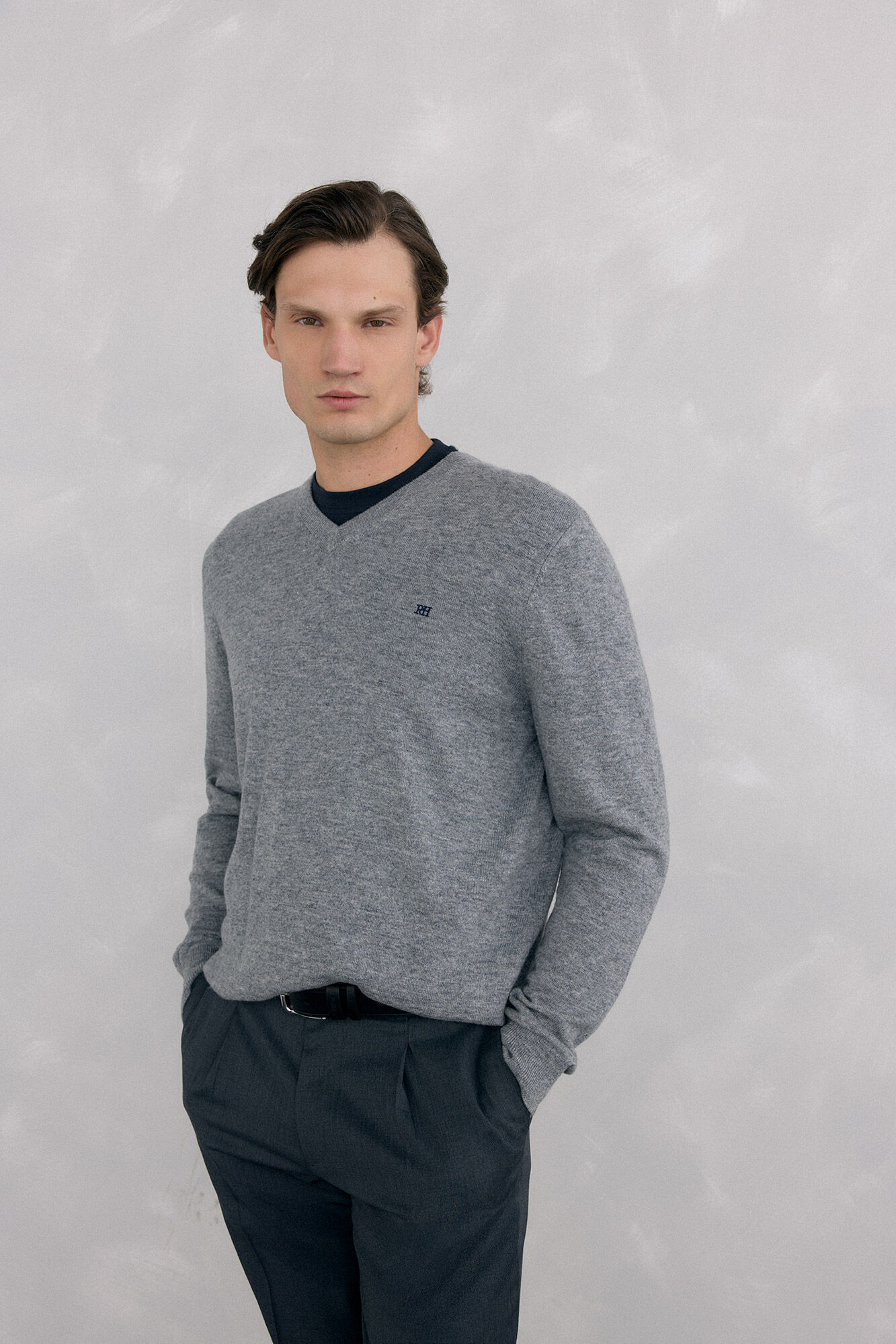 Pedro del Hierro Jersey cuello pico lana merino y cashmere