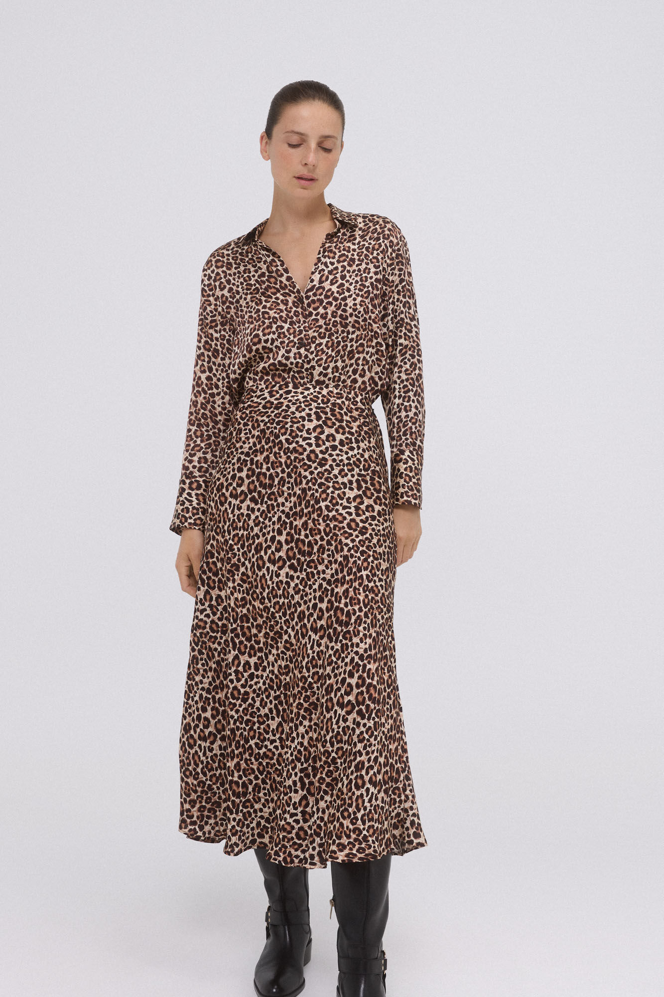 Pedro del Hierro Blusa sat&eacute;n fluida animal print Marr&oacute;n