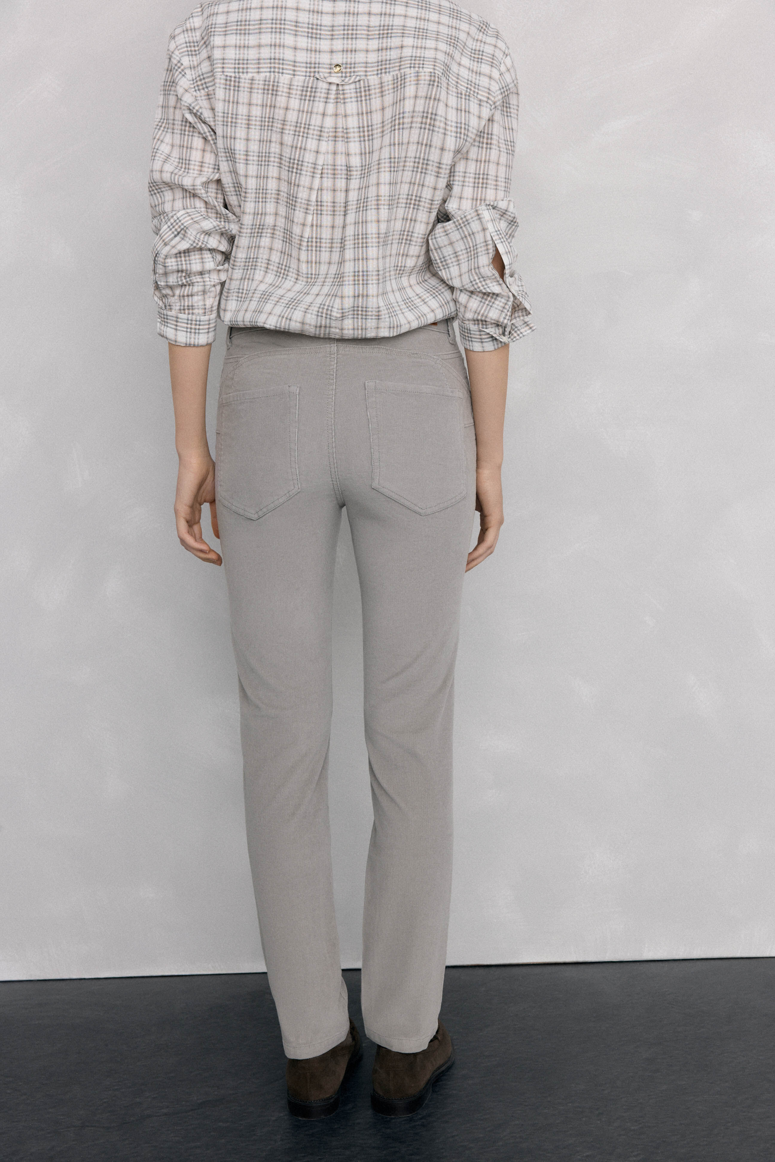 Pedro del Hierro Cal&ccedil;as push-up de veludo Cizento