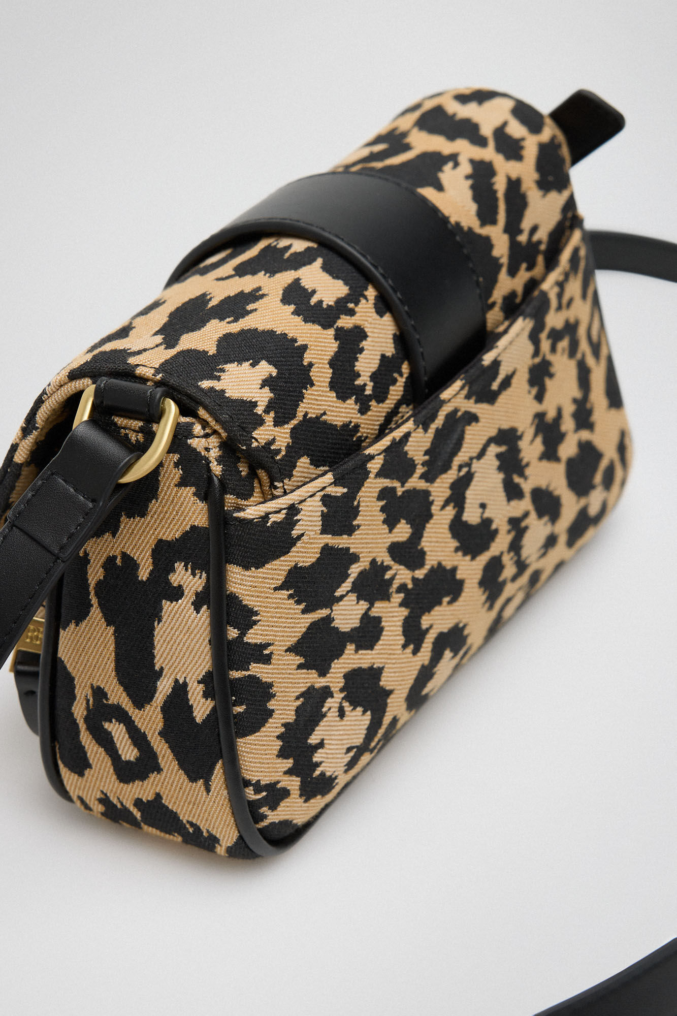 Pedro del Hierro Animal print shoulder bag Brown