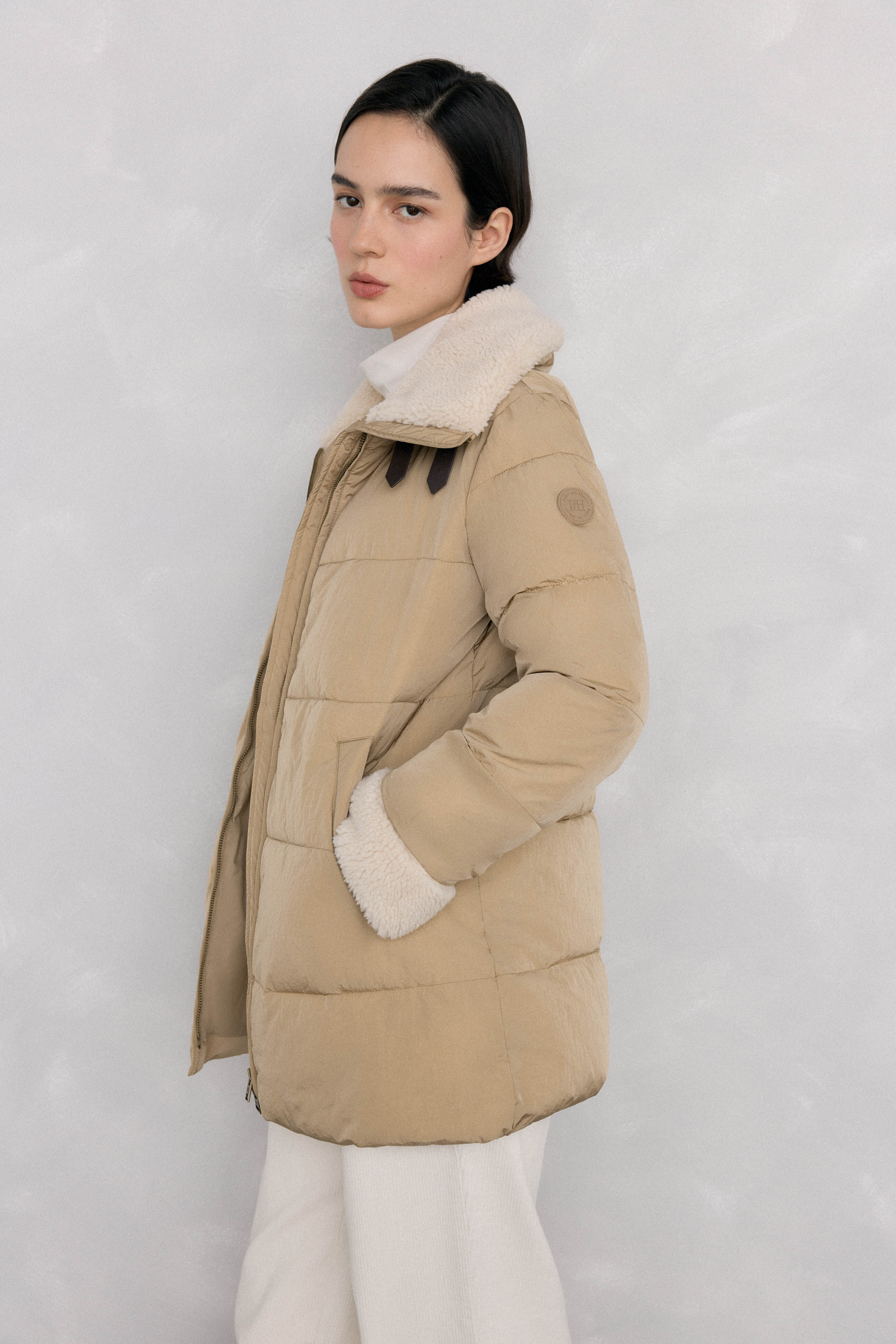 Pedro del Hierro Parka de borrego lisa Beige