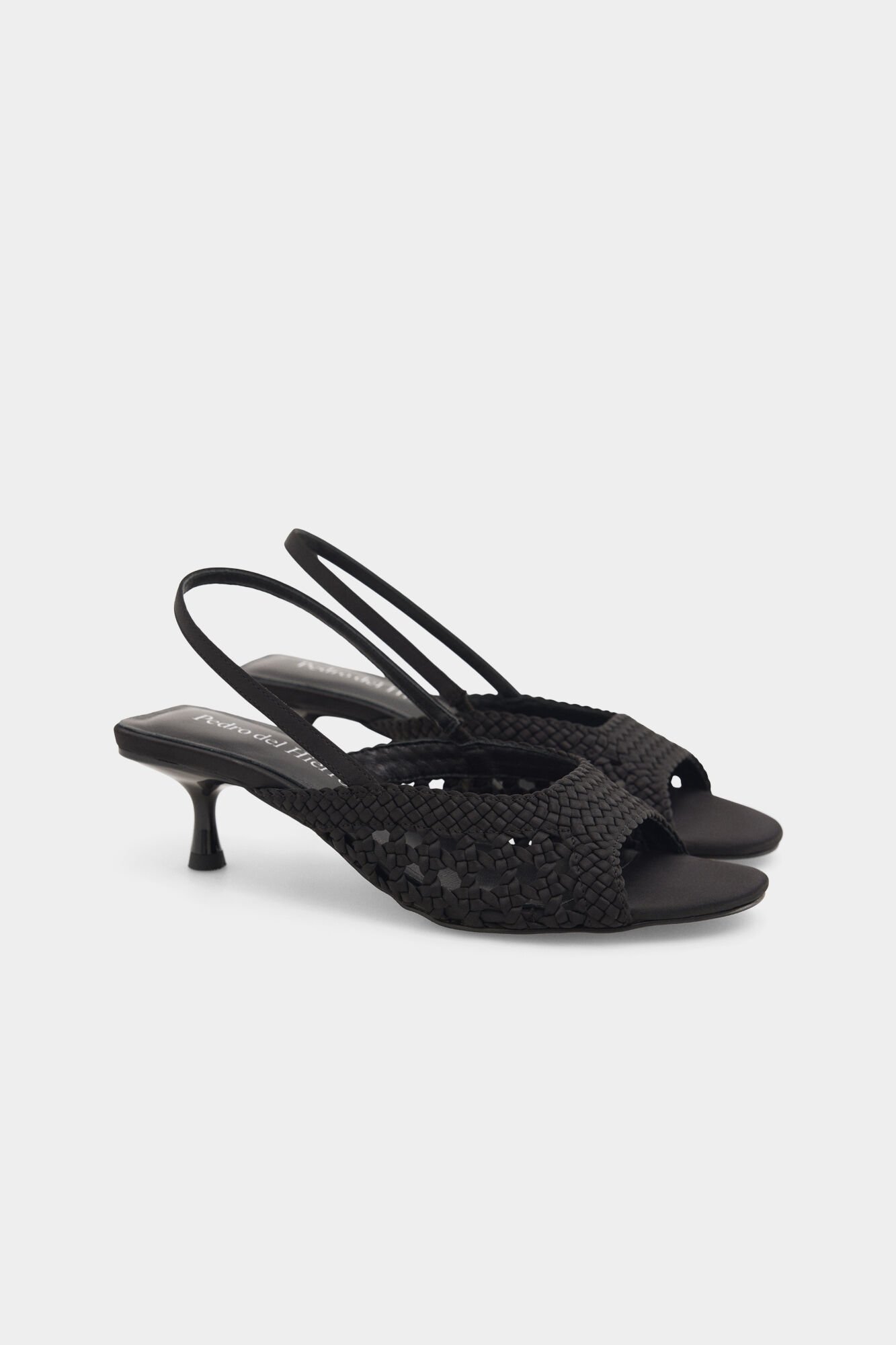 Pedro del Hierro Black braided sandal