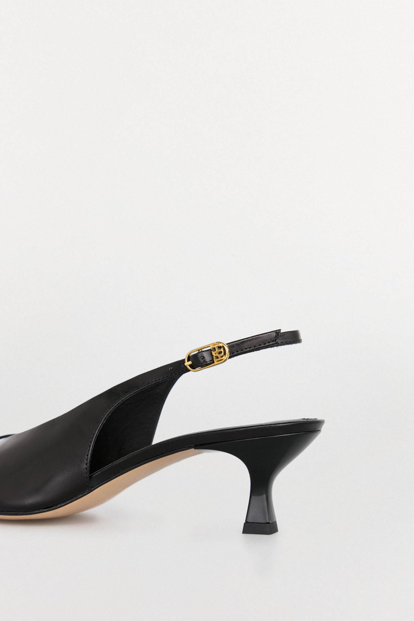 Pedro del Hierro Patent leather kitten heel slingback shoe Black