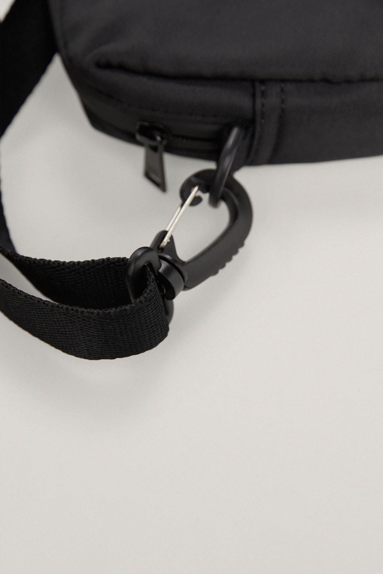 Pedro del Hierro Mochila tejido lisa Negro