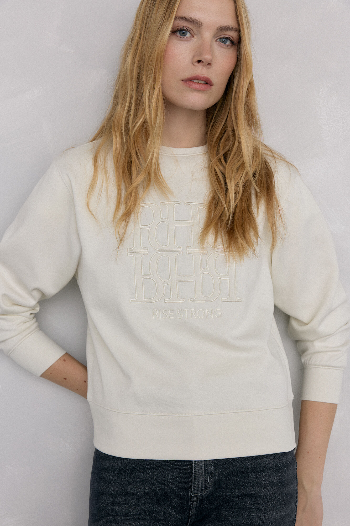 Pedro del Hierro PDH logo sweatshirt Ecru