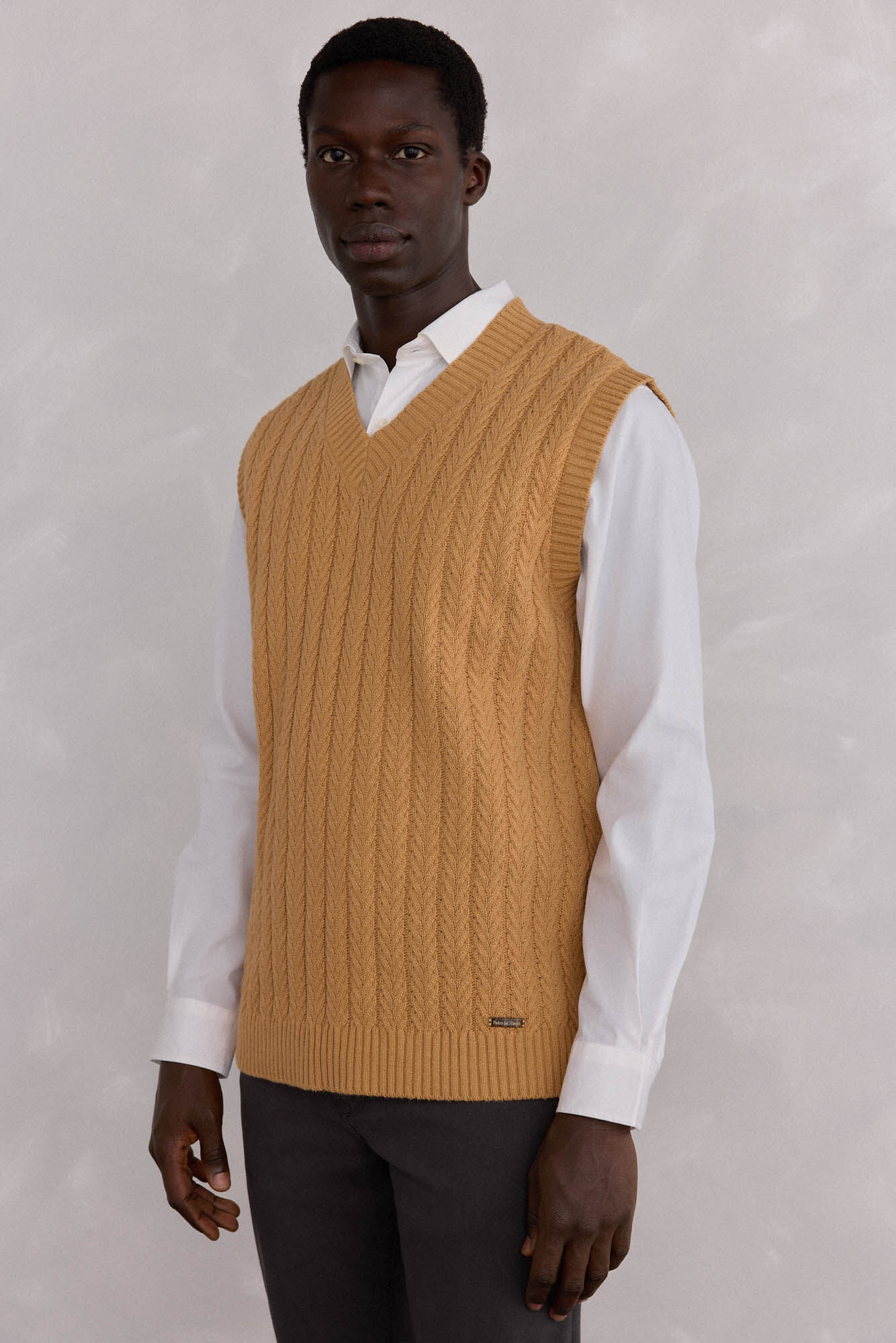 Pedro del Hierro Structured vest with a marked structure