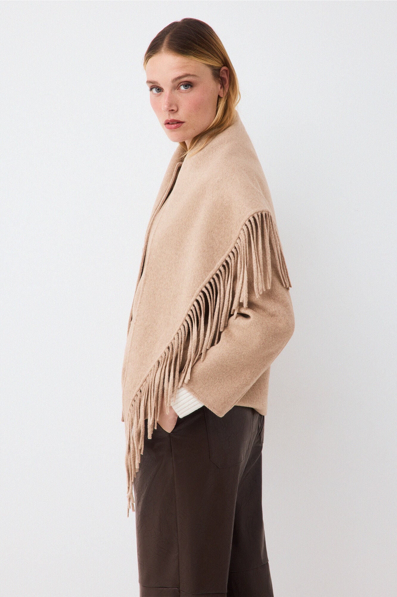 Pedro del Hierro Double-faced short coat Beige
