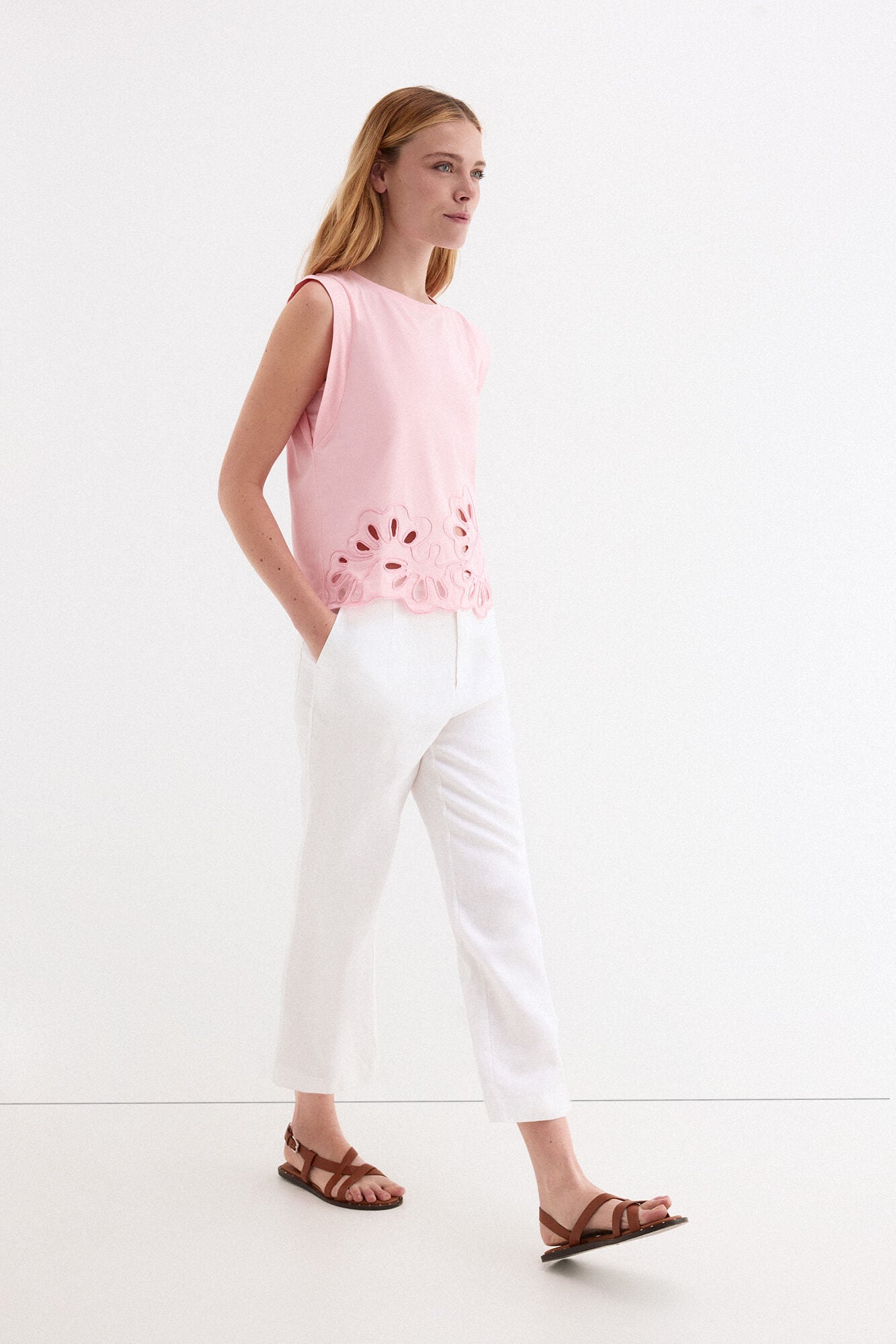 Pedro del Hierro Openwork embroidered hem T-shirt Pink