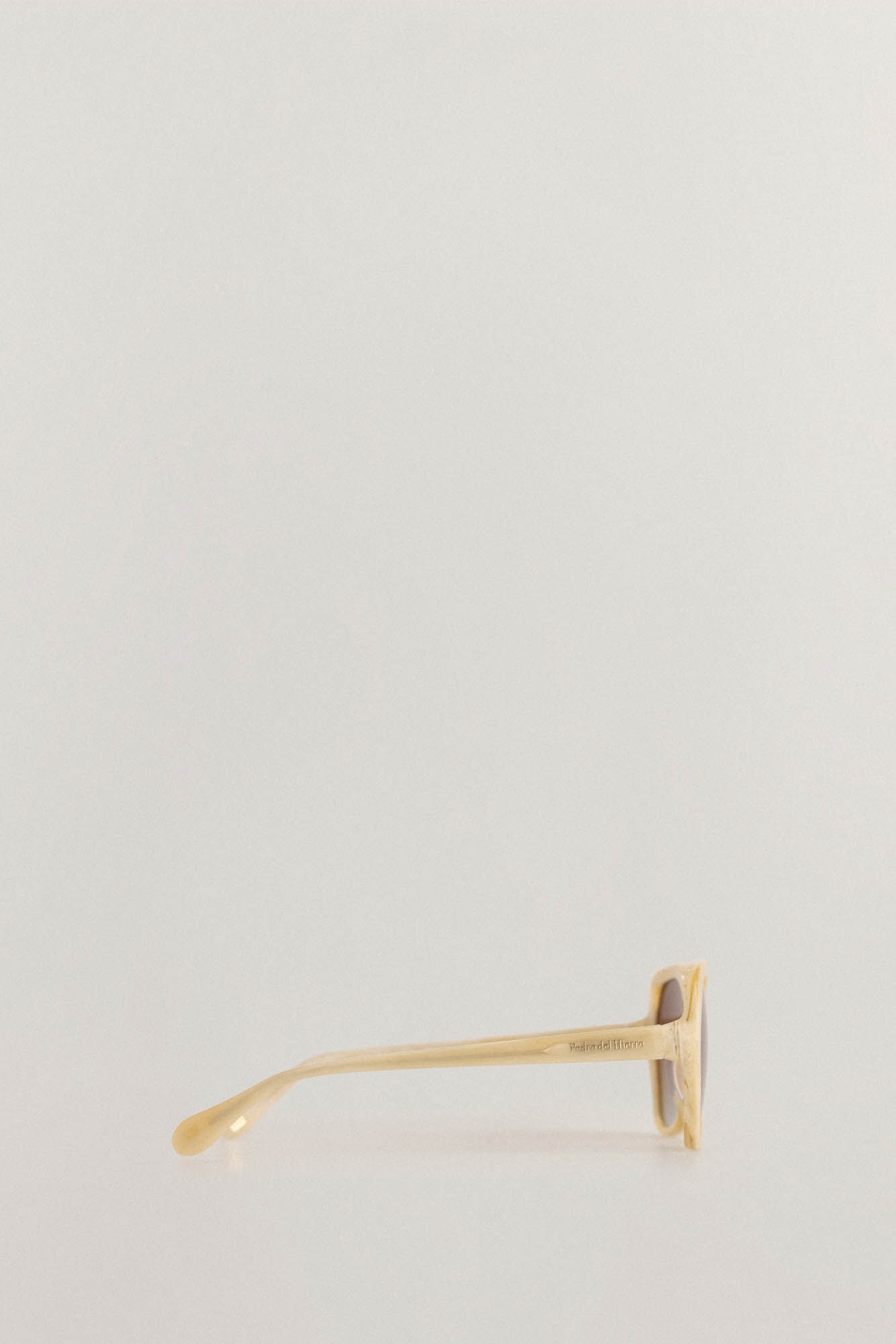 Pedro del Hierro Gafas de Sol Hexagonales Beige