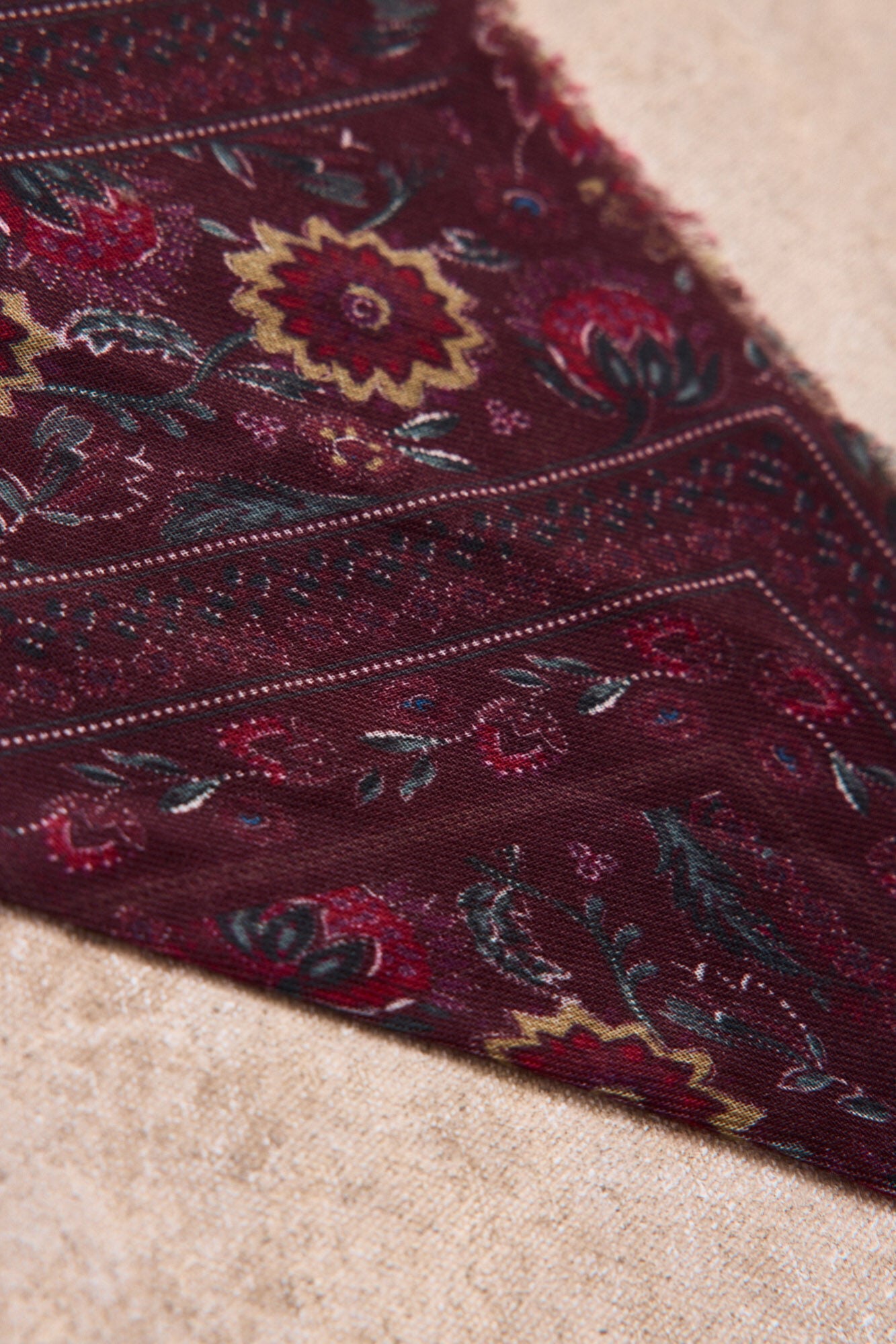 Slowlove Bandana adorno Granate