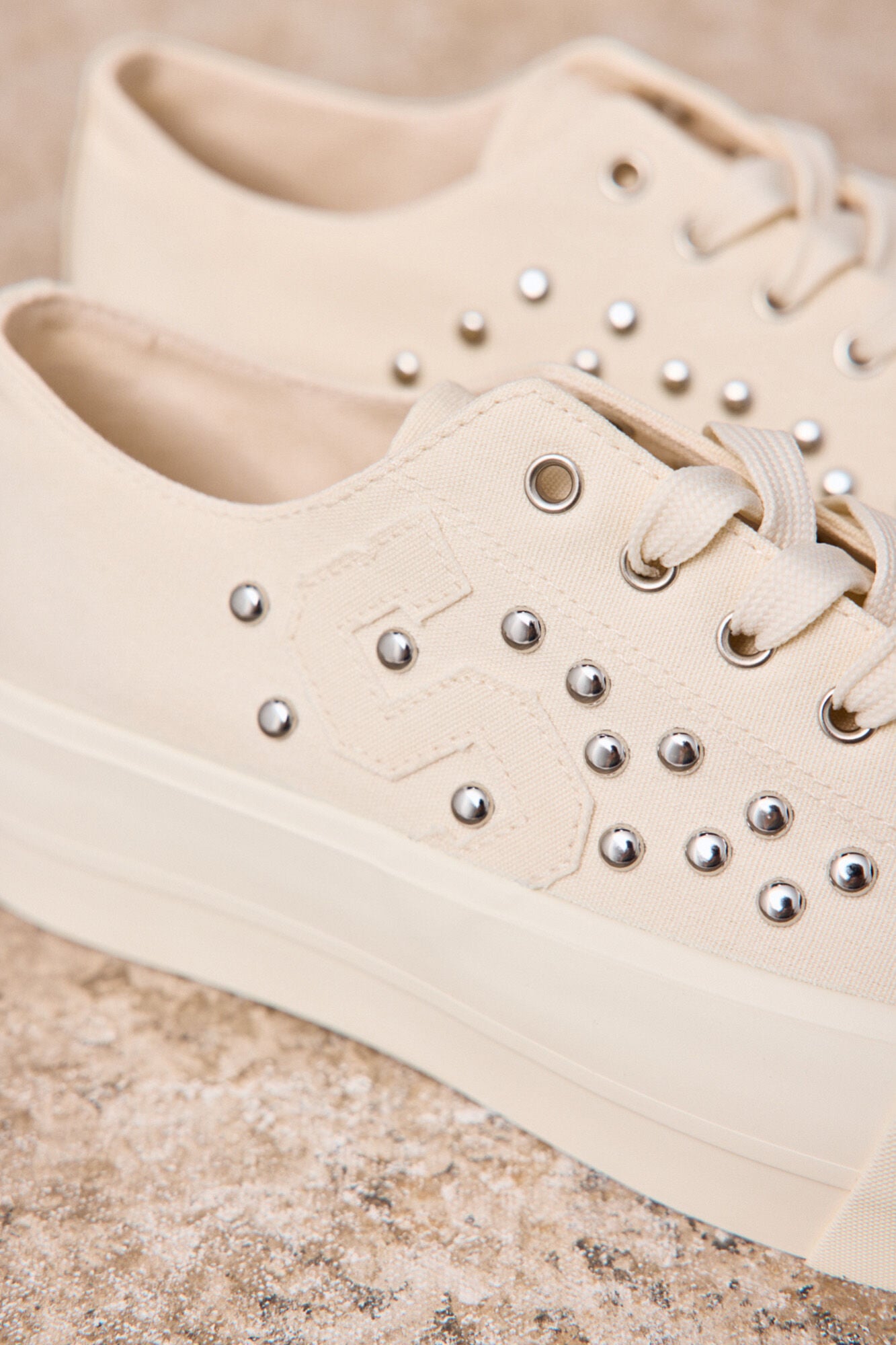 Slowlove Zapatilla sneaker cuadros Marfil
