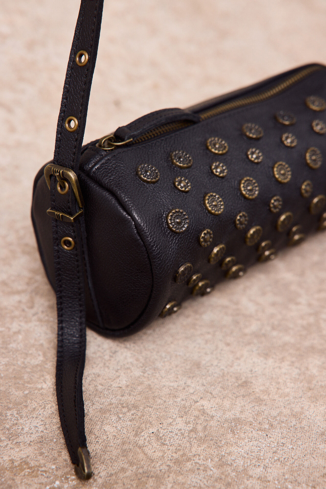 Slowlove Bolso barrel tachas Negro