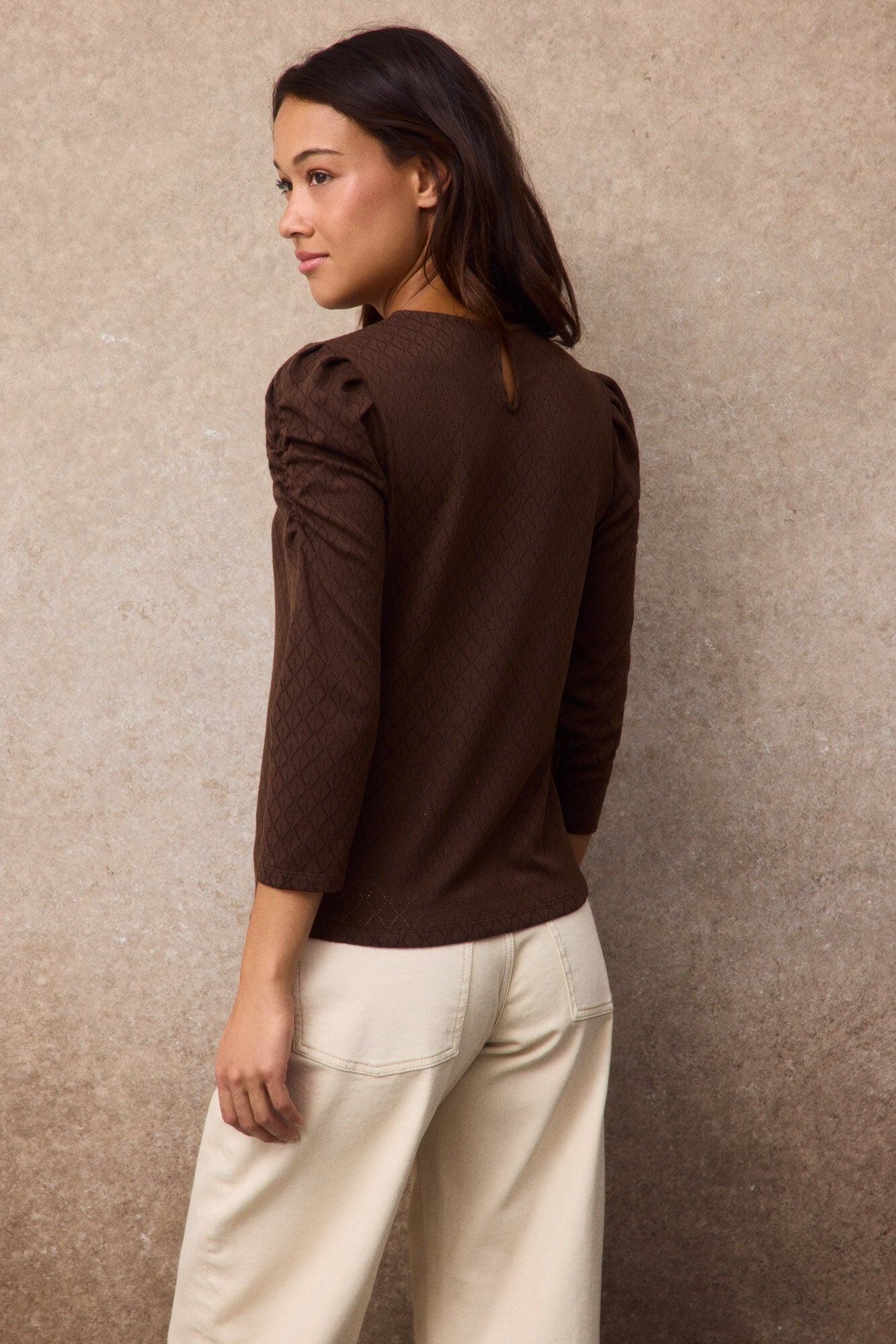 Slowlove Top estructura Marr&oacute;n oscuro