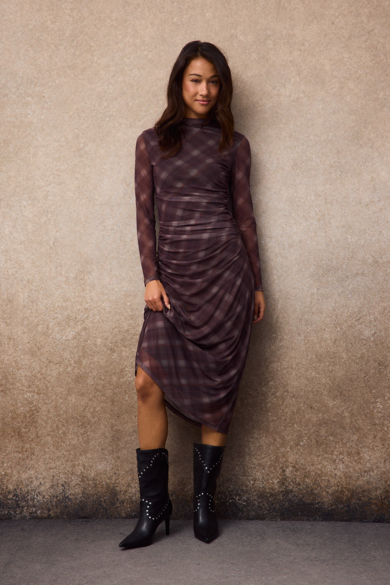 Slowlove Botim de salto com tachas
