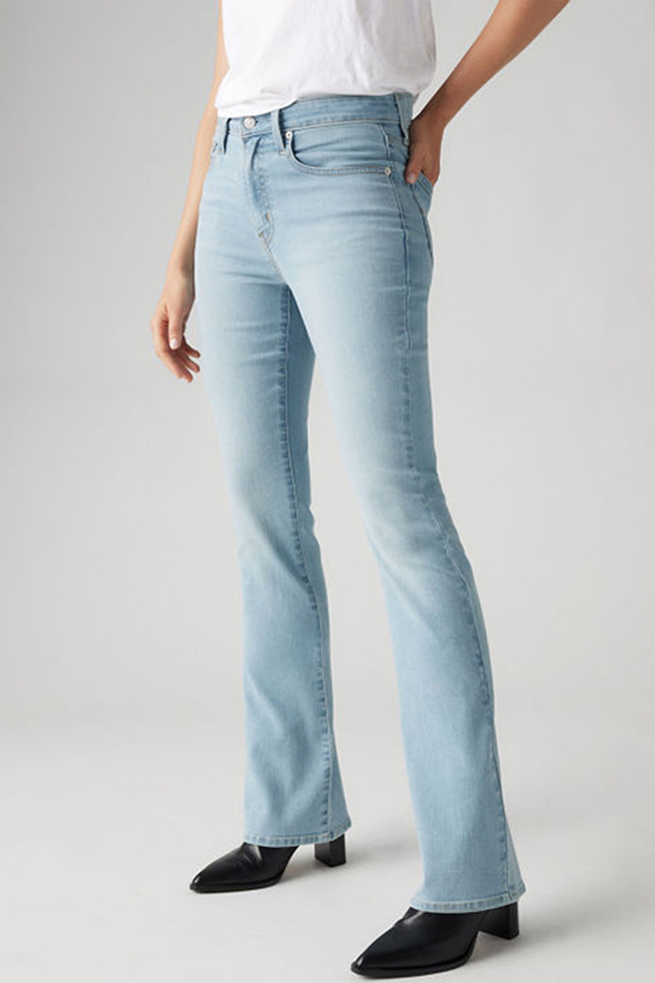 Levi's 725&trade;High Rise Bootcut Jeans  blue