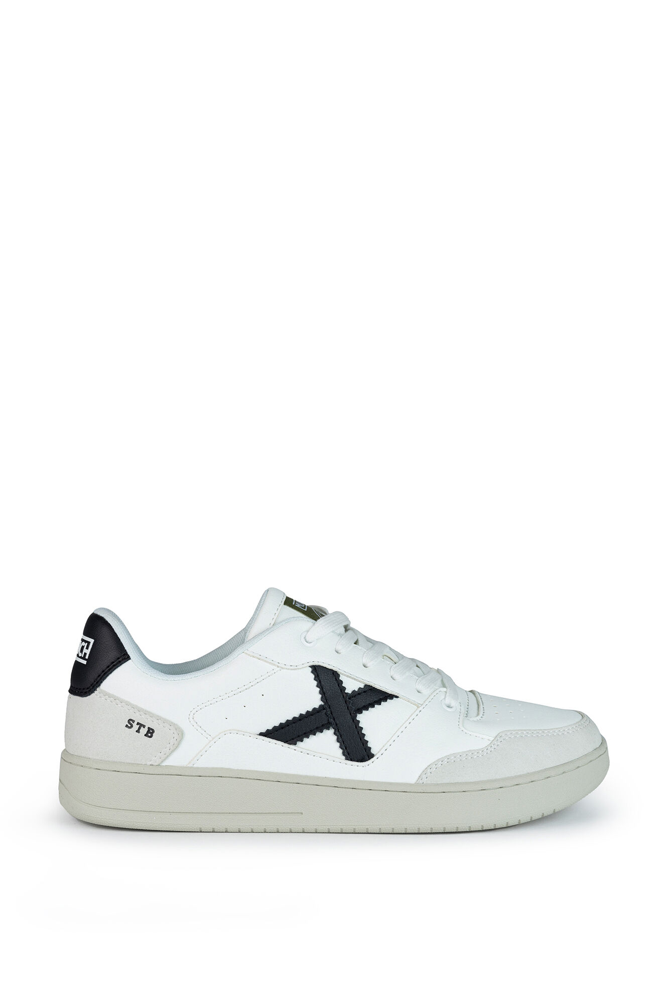 Munich Legit trainer white