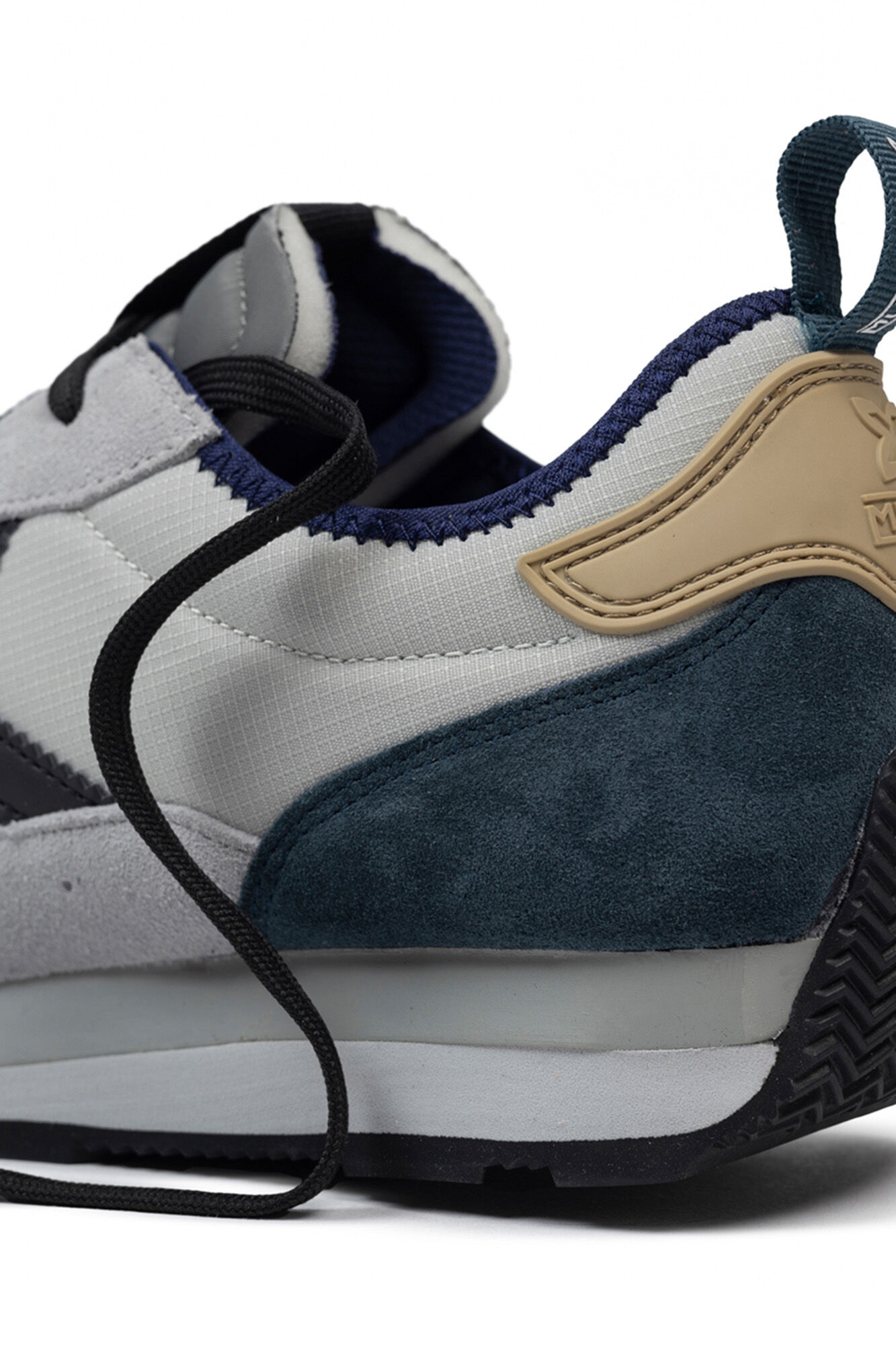 Munich Um 89 Sneakers grey