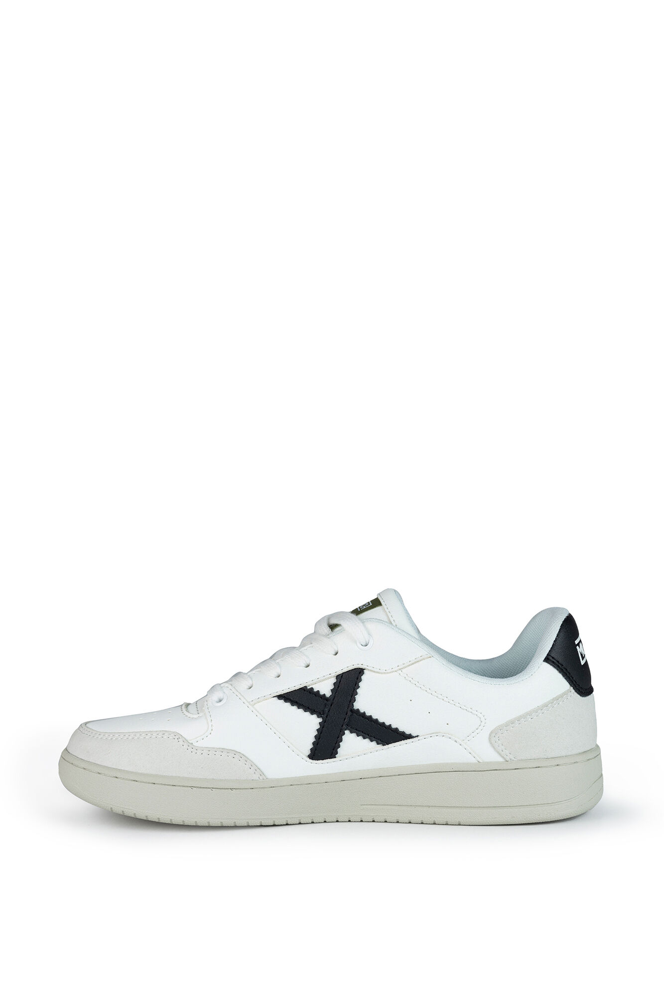 Munich Legit trainer white