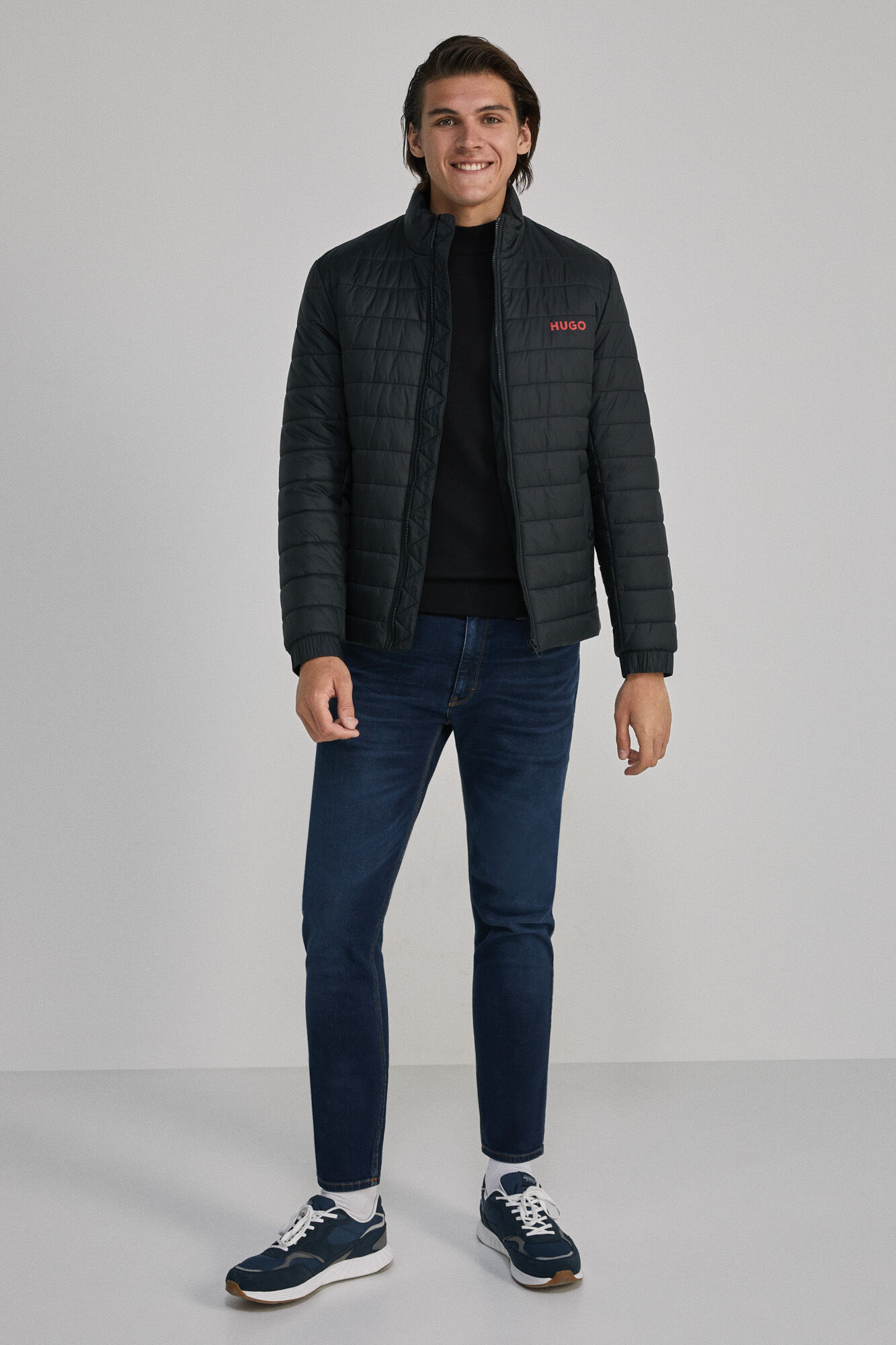 HUGO Plumas ligero pu&ntilde;os el&aacute;sticos negro