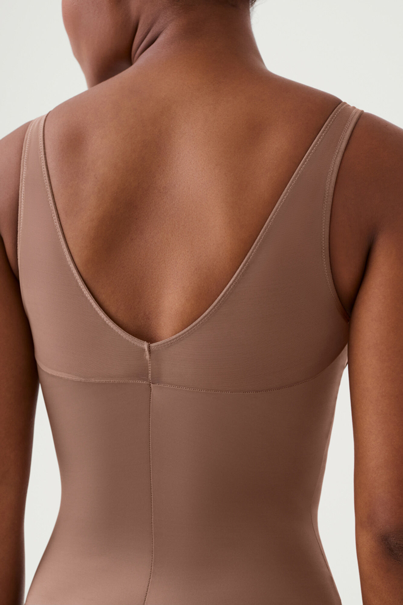 Spanx Body tanga de compresi&oacute;n tul y sat&eacute;n Shaping satin  nude