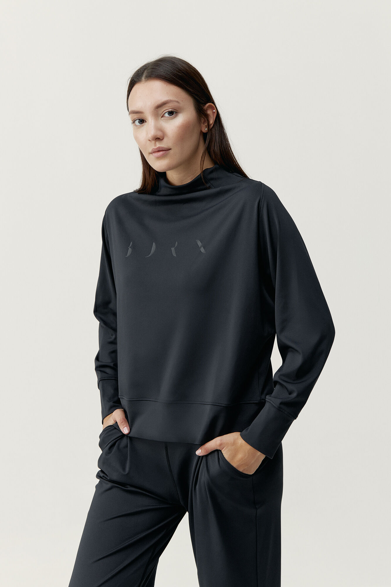 Born Living Yoga Loana Black Sweatshirt black