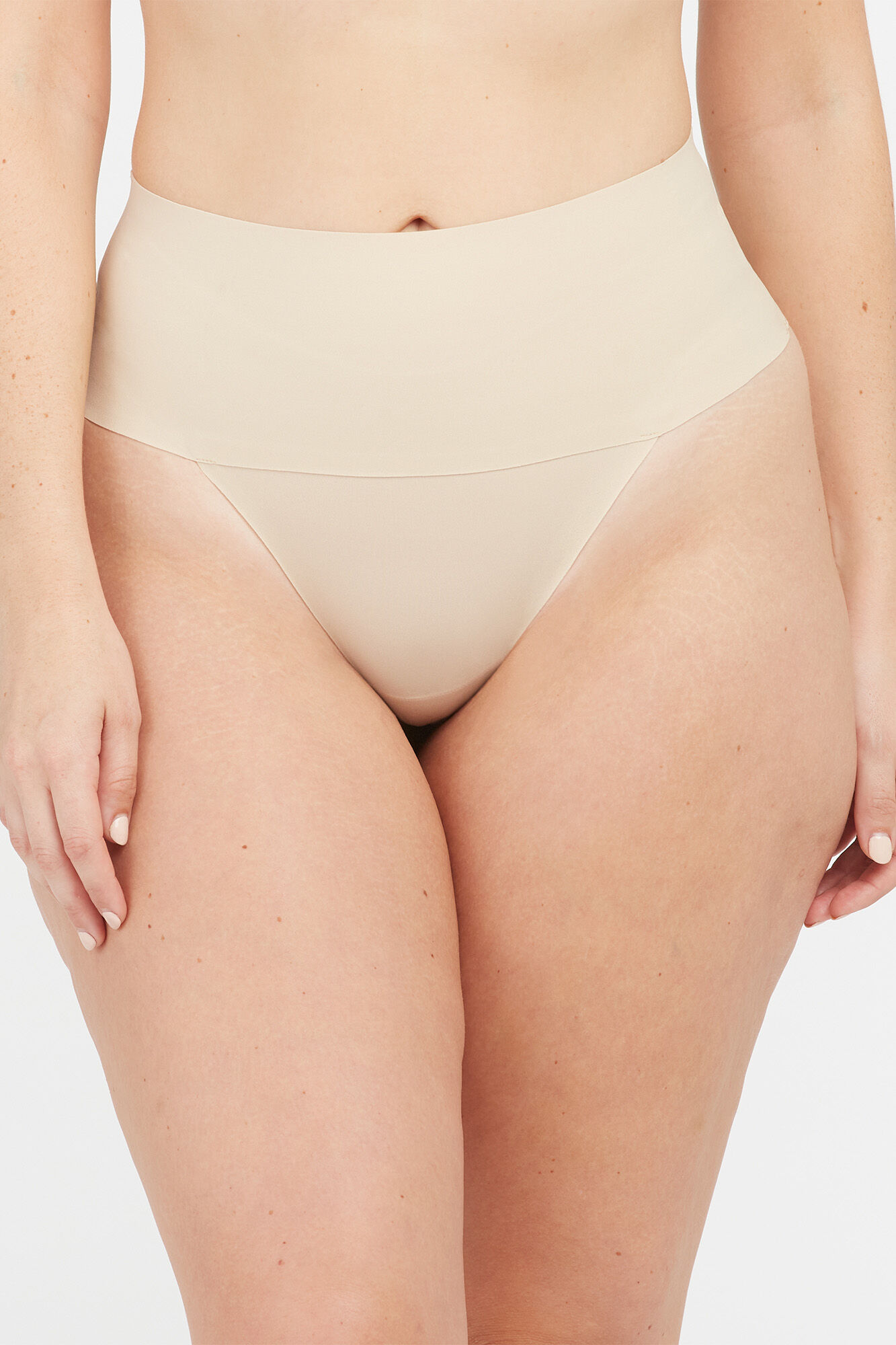 Spanx Tanga moldeador invisible nude Spanx