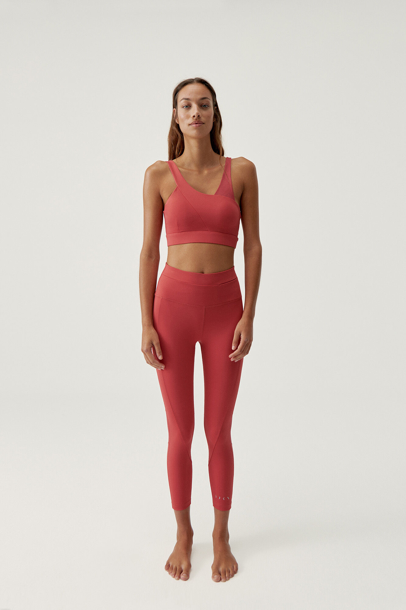 Born Living Yoga Legging Jin Grenade rojo
