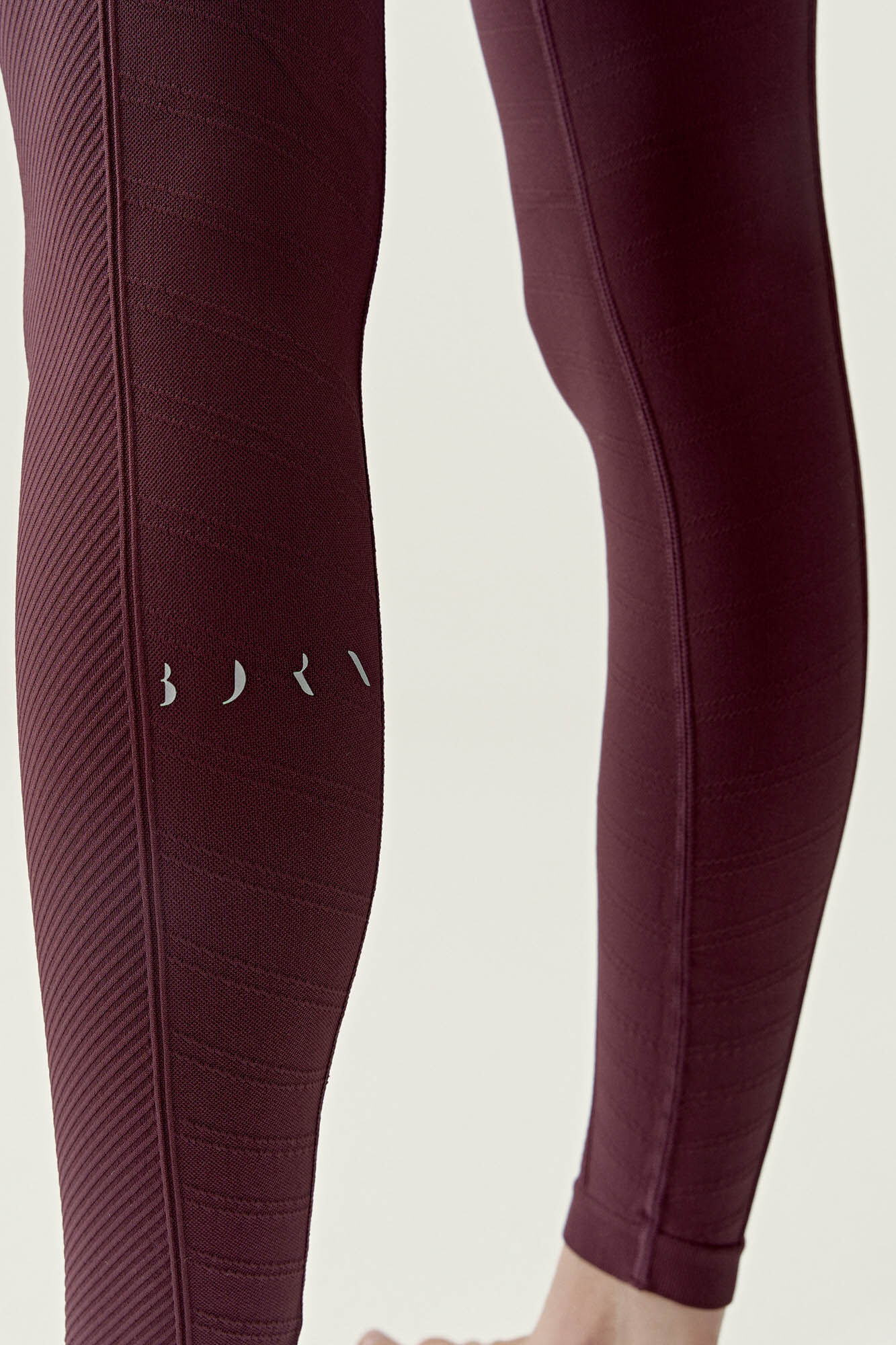 Born Living Yoga Legging Naisha Dark Cherry brown