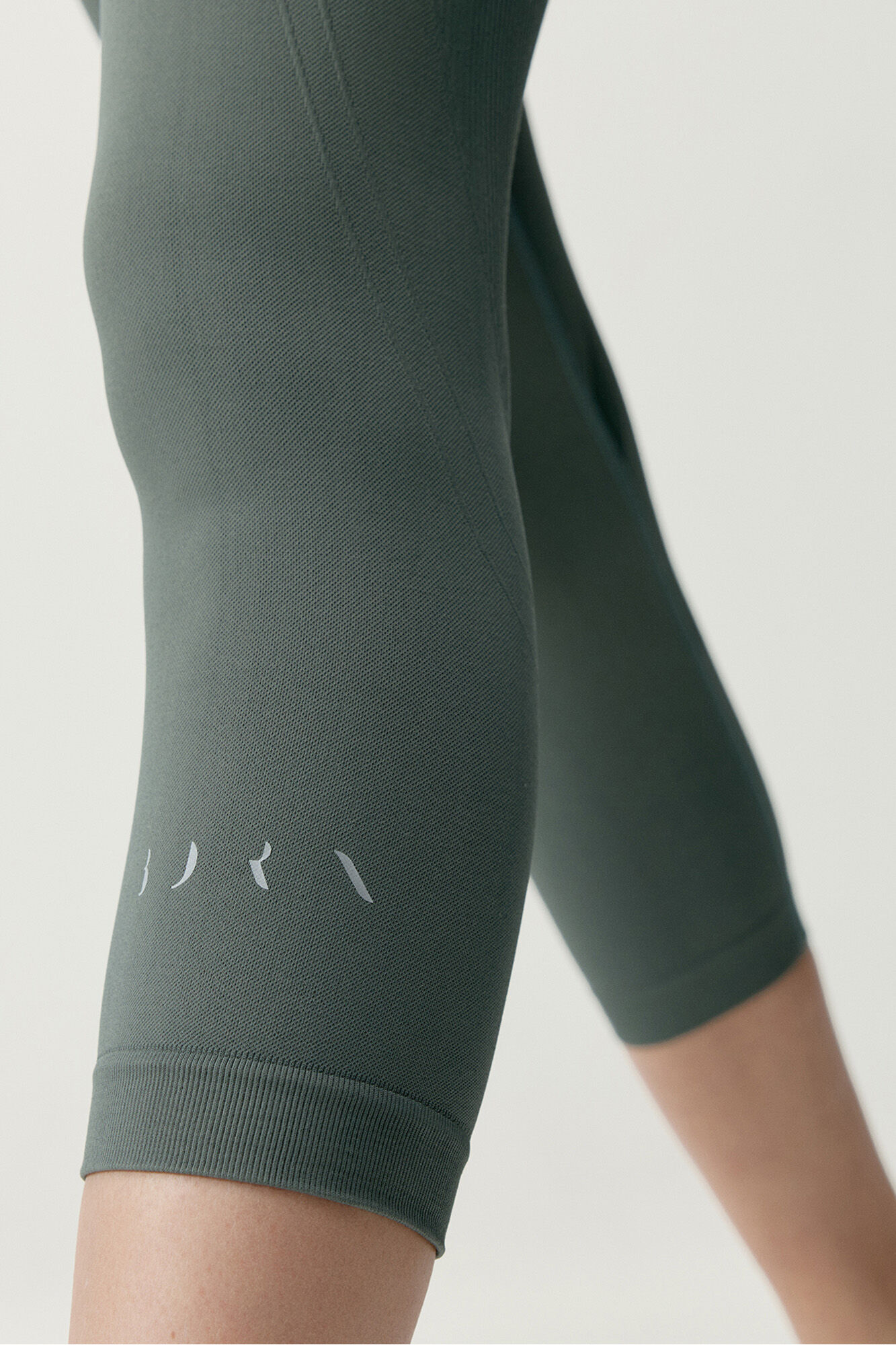 Born Living Yoga Green sports leggings ERIS beige