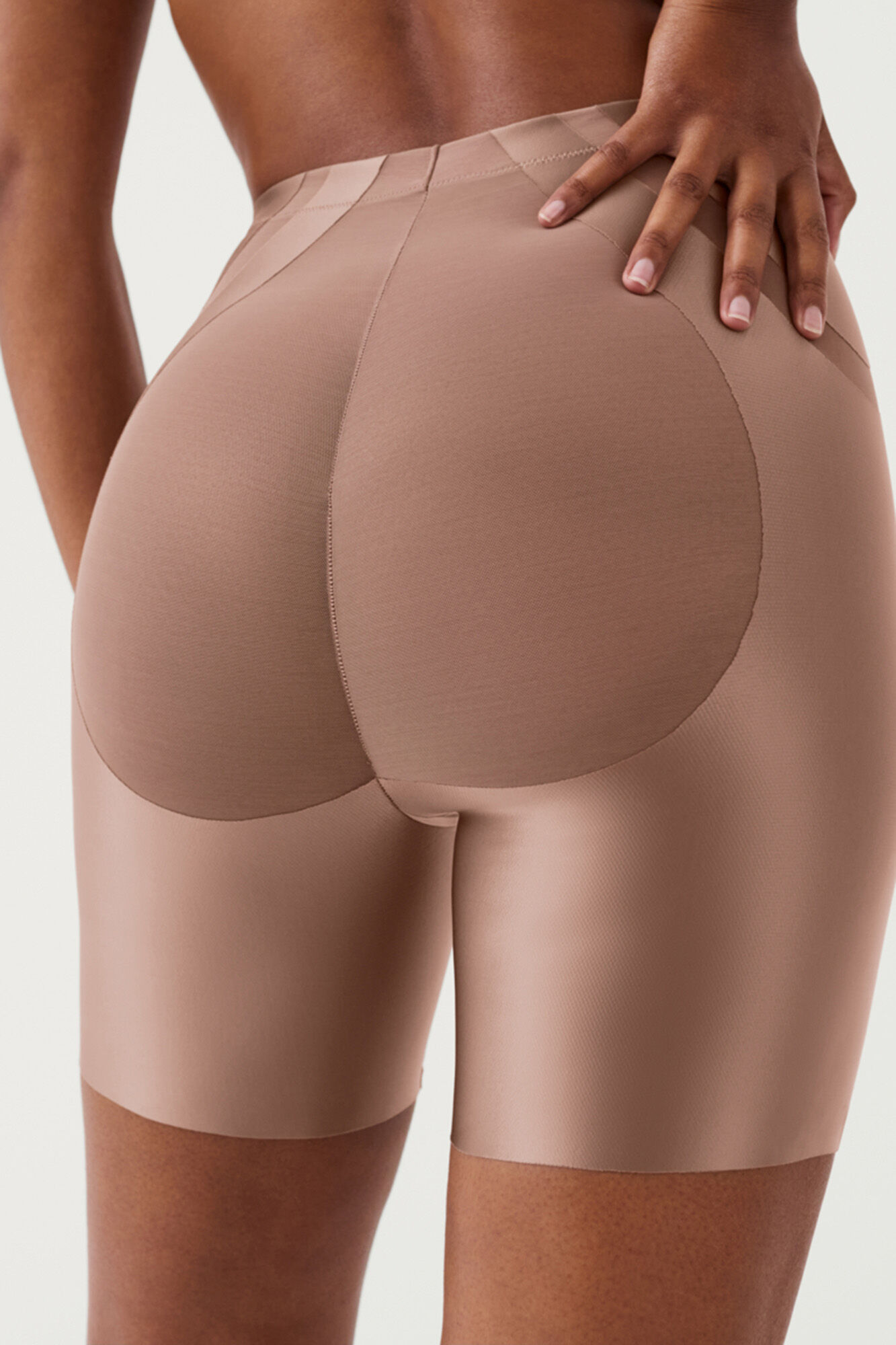 Spanx Pantal&oacute;n sat&eacute;n y tul moldeador Shaping satin