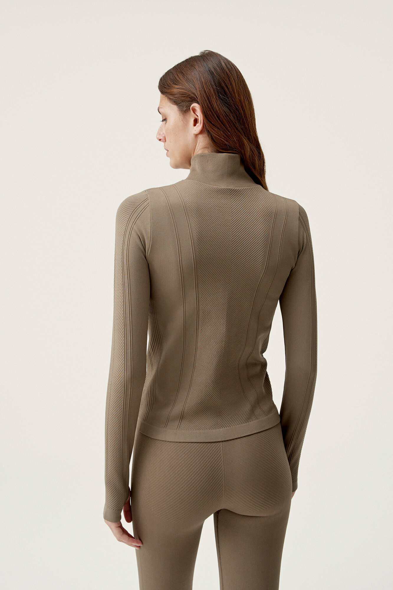 Born Living Yoga Chaqueta India Walnut marr&oacute;n