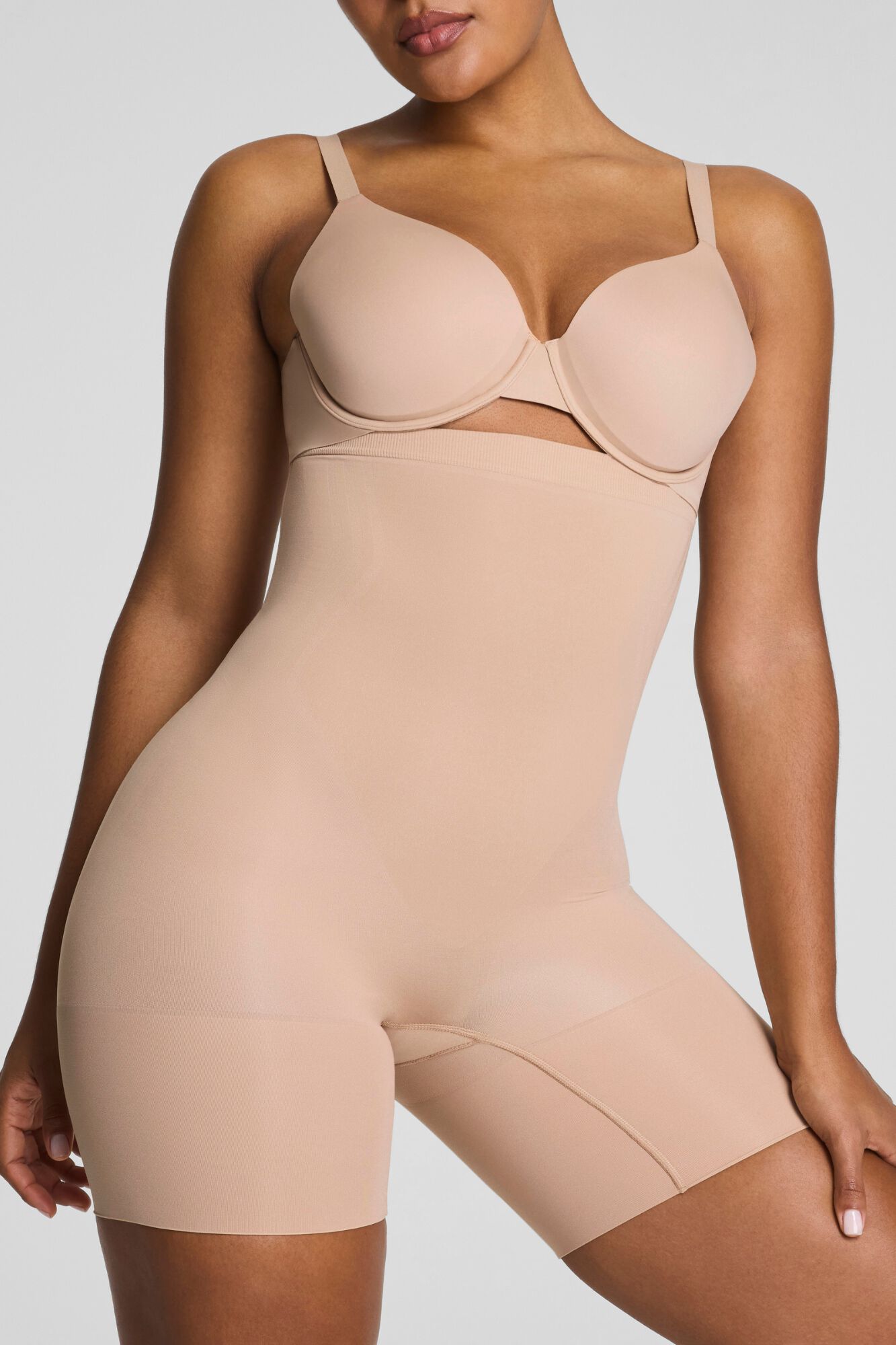 Spanx Pantal&oacute;n corto alto moldeador