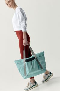 Born Living Yoga Bolso deportivo Away azul claro