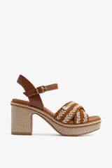 Popa Cu&ntilde;a tac&oacute;n Melia Yute marr&oacute;n