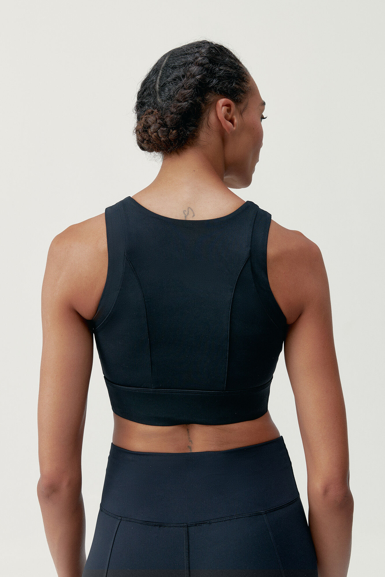 Born Living Yoga Esme sports top black