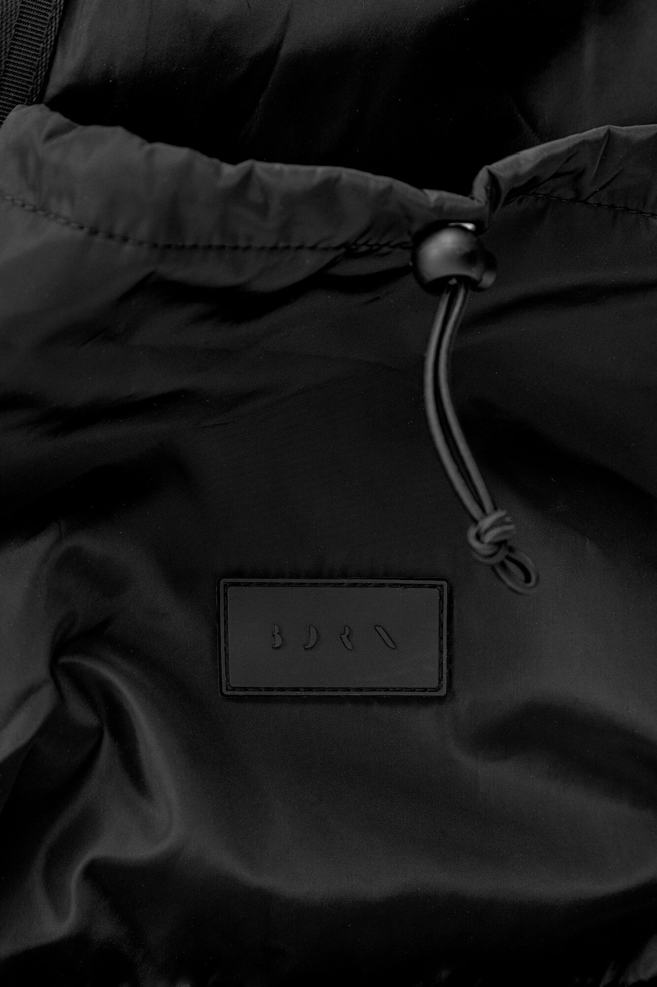 Born Living Yoga Mala multiusos Away Black preto