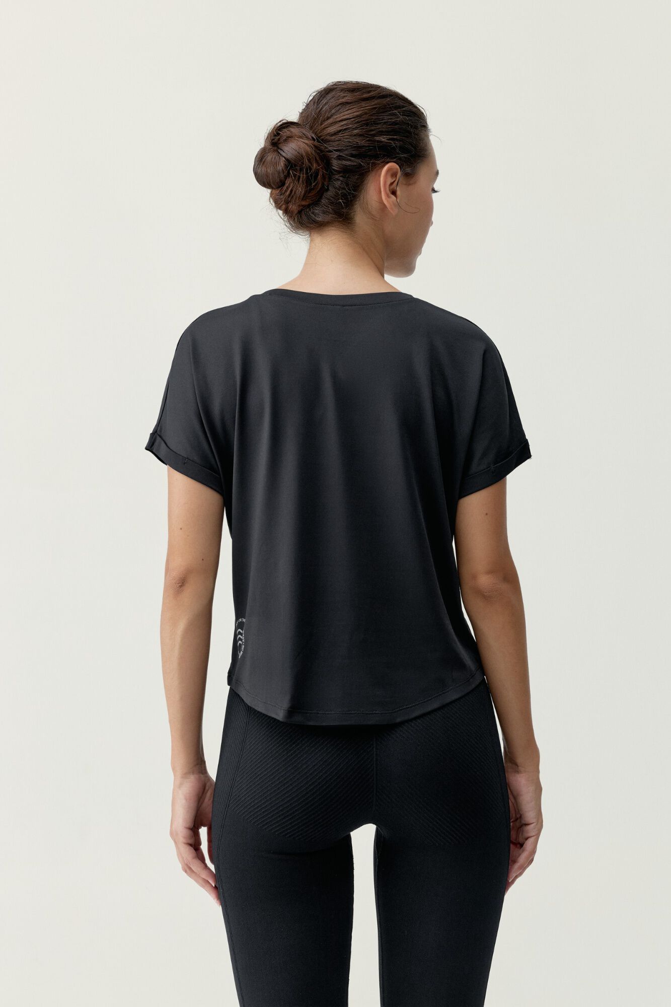 Born Living Yoga Camiseta Azami Negra