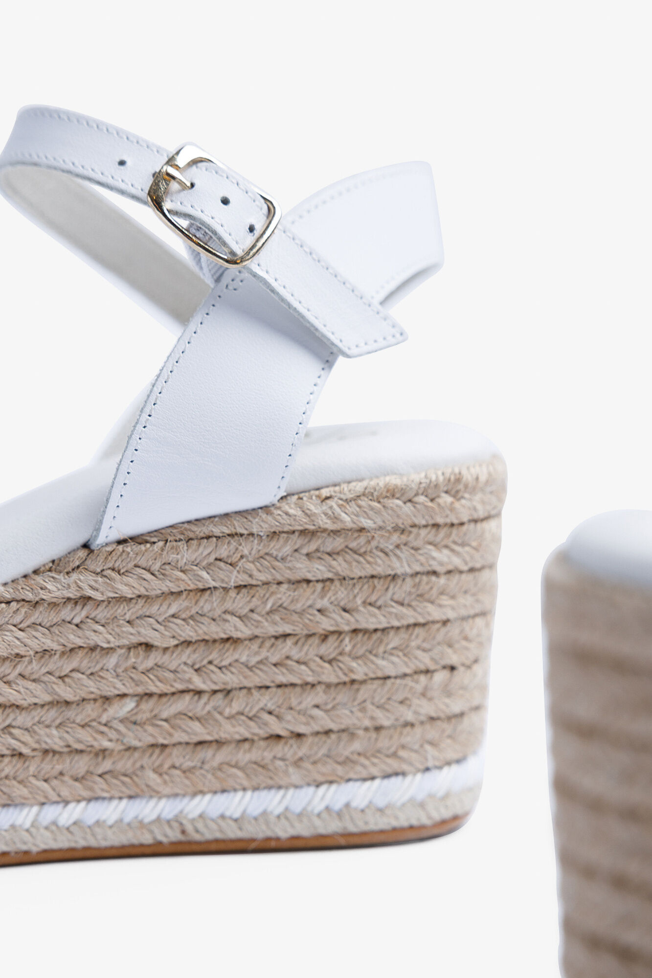 Popa Arenal leather low wedge sandal white