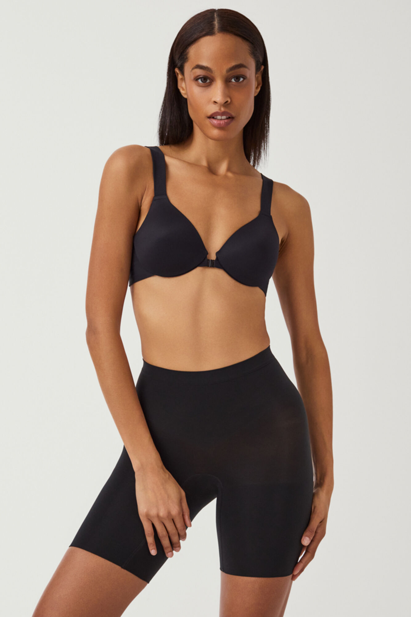 Spanx Pantal&oacute;n corto a media pierna compresion media nude SPANX