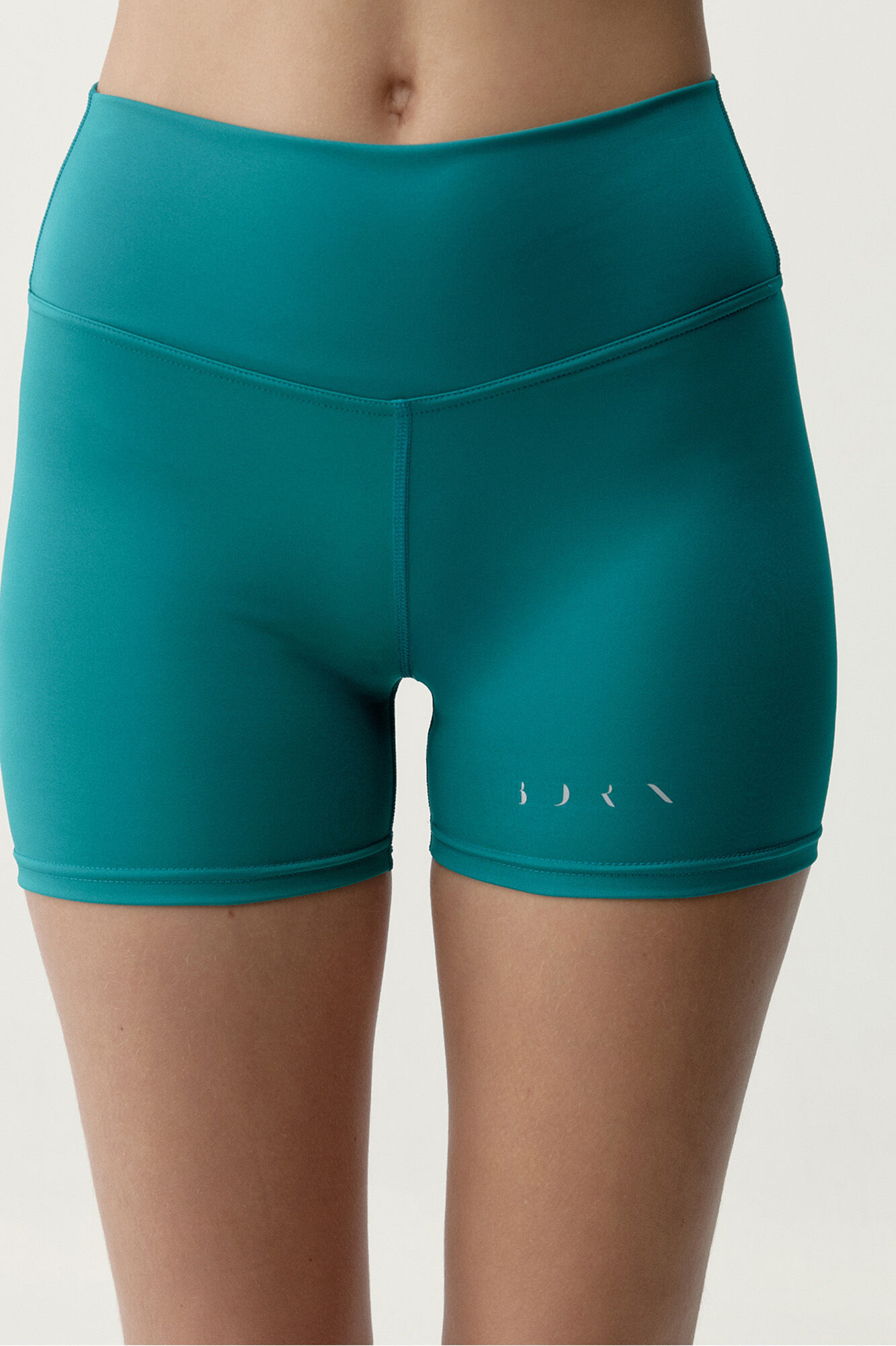 Born Living Yoga Pantal&oacute;n corto deportivo Roland verde
