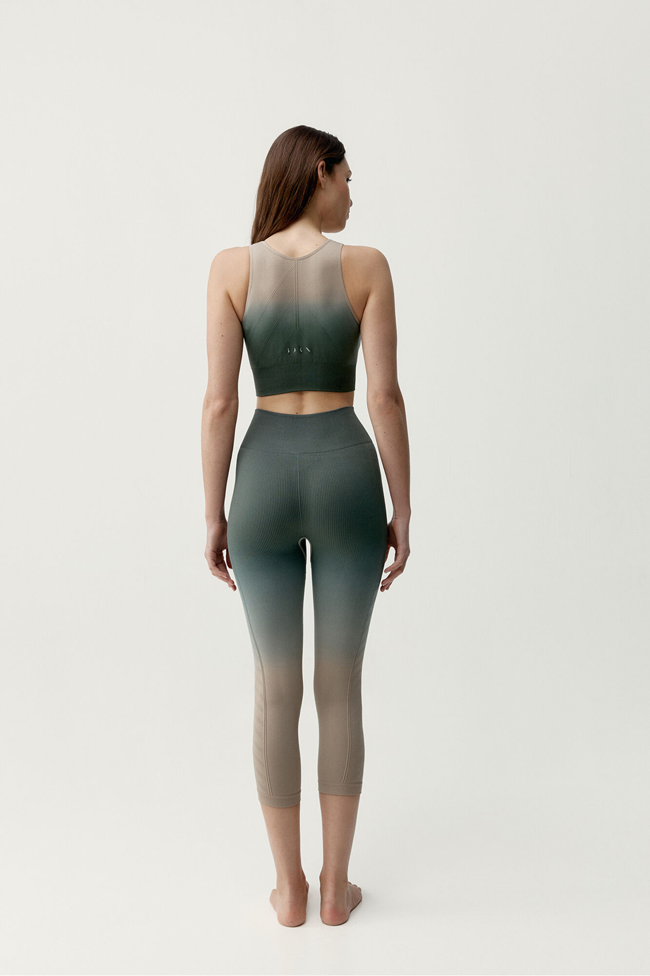 Born Living Yoga Leggings deportivos Dione verde y beige