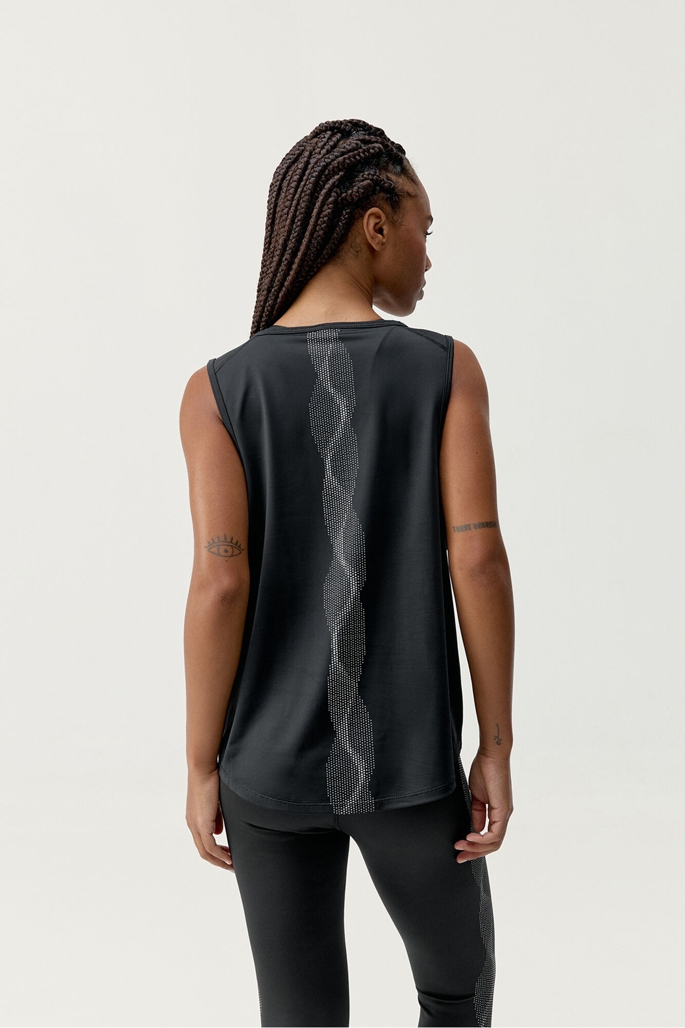 Born Living Yoga Camiseta deportiva Kishi negro&nbsp;