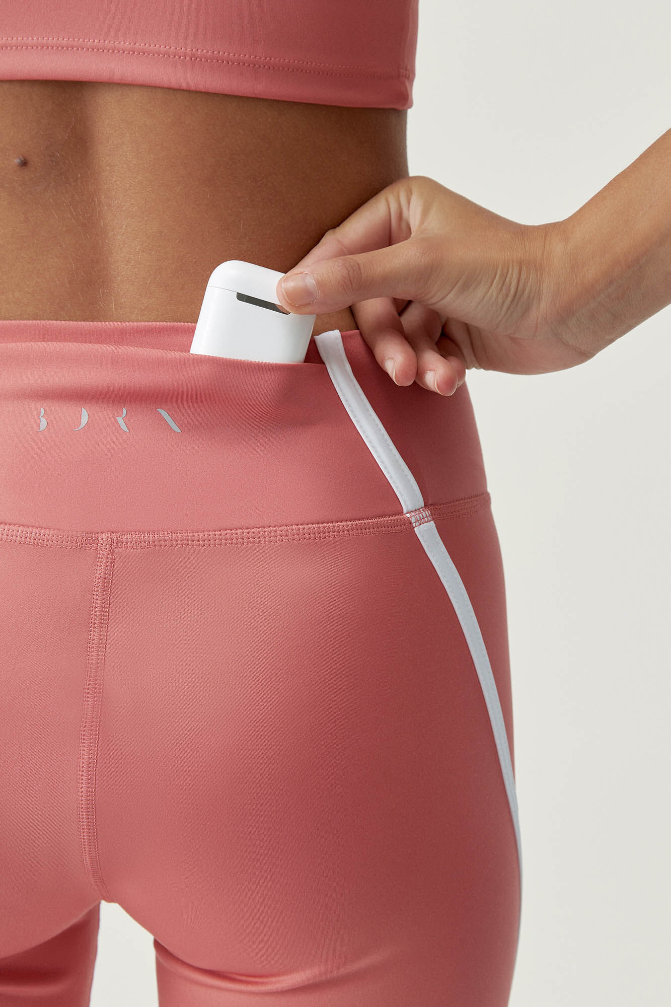 Born Living Yoga Short Daira Pink Peach/White pink