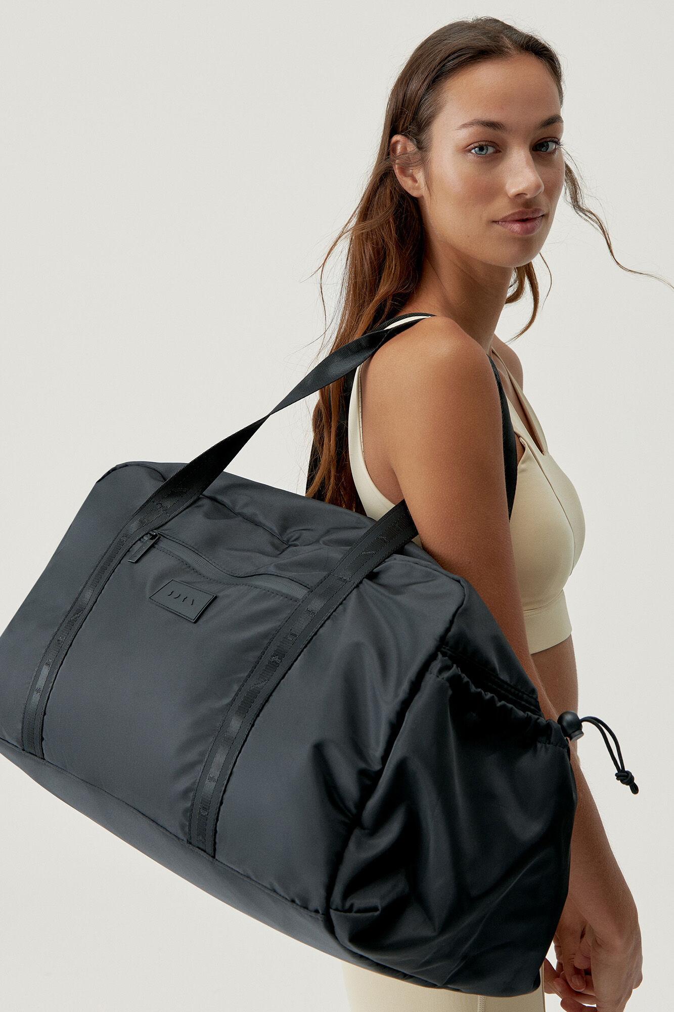 Born Living Yoga Bolso Tote Fossil black