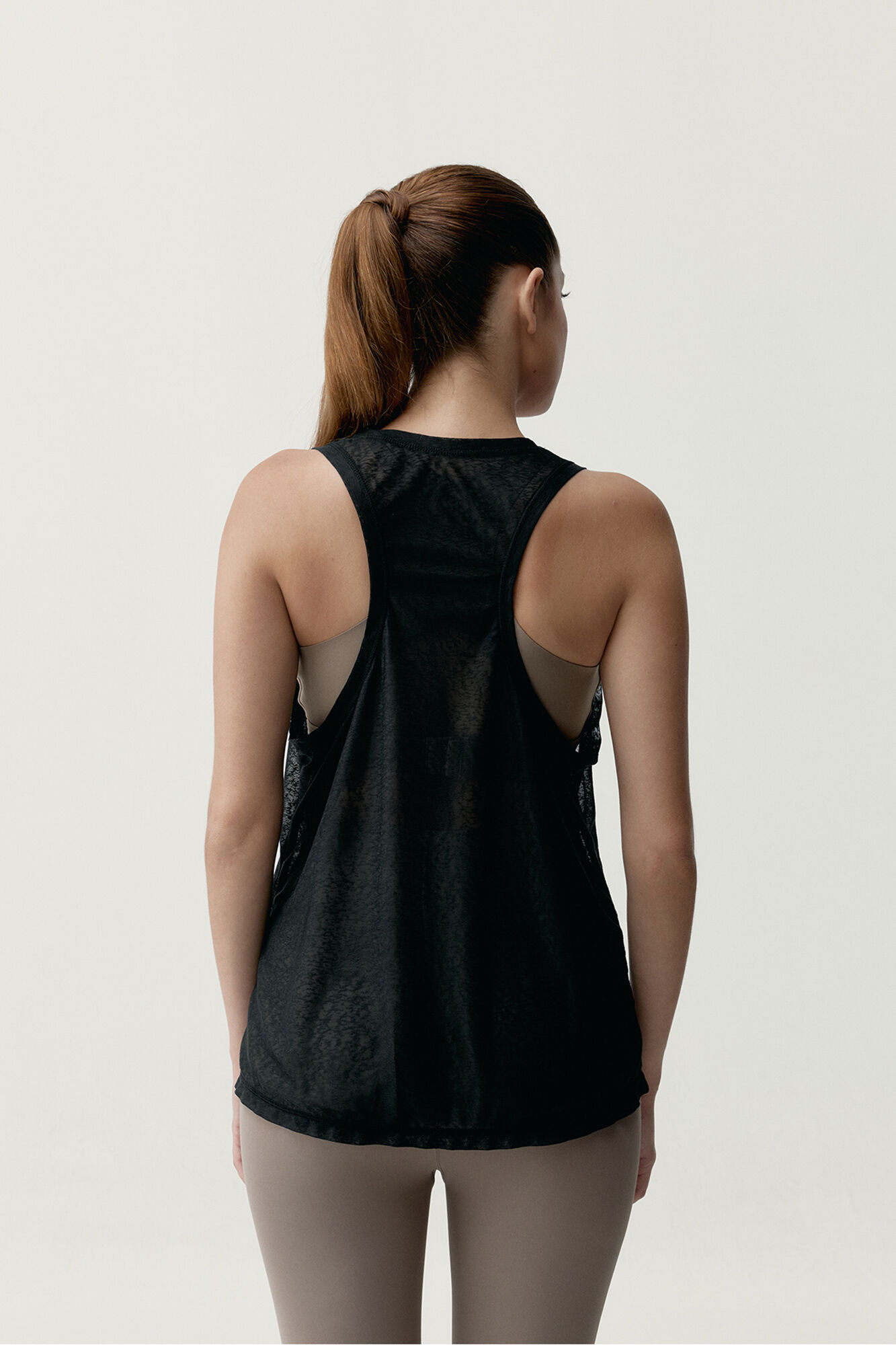 Born Living Yoga Camiseta deportiva Ada 2.0 Negra negro