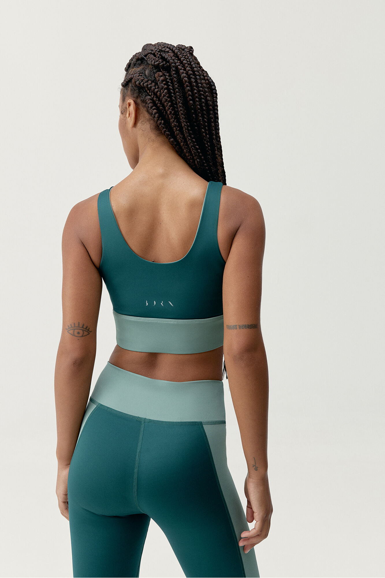 Born Living Yoga Soutien desportivo top Maiko Iceberg Green/Deep Green