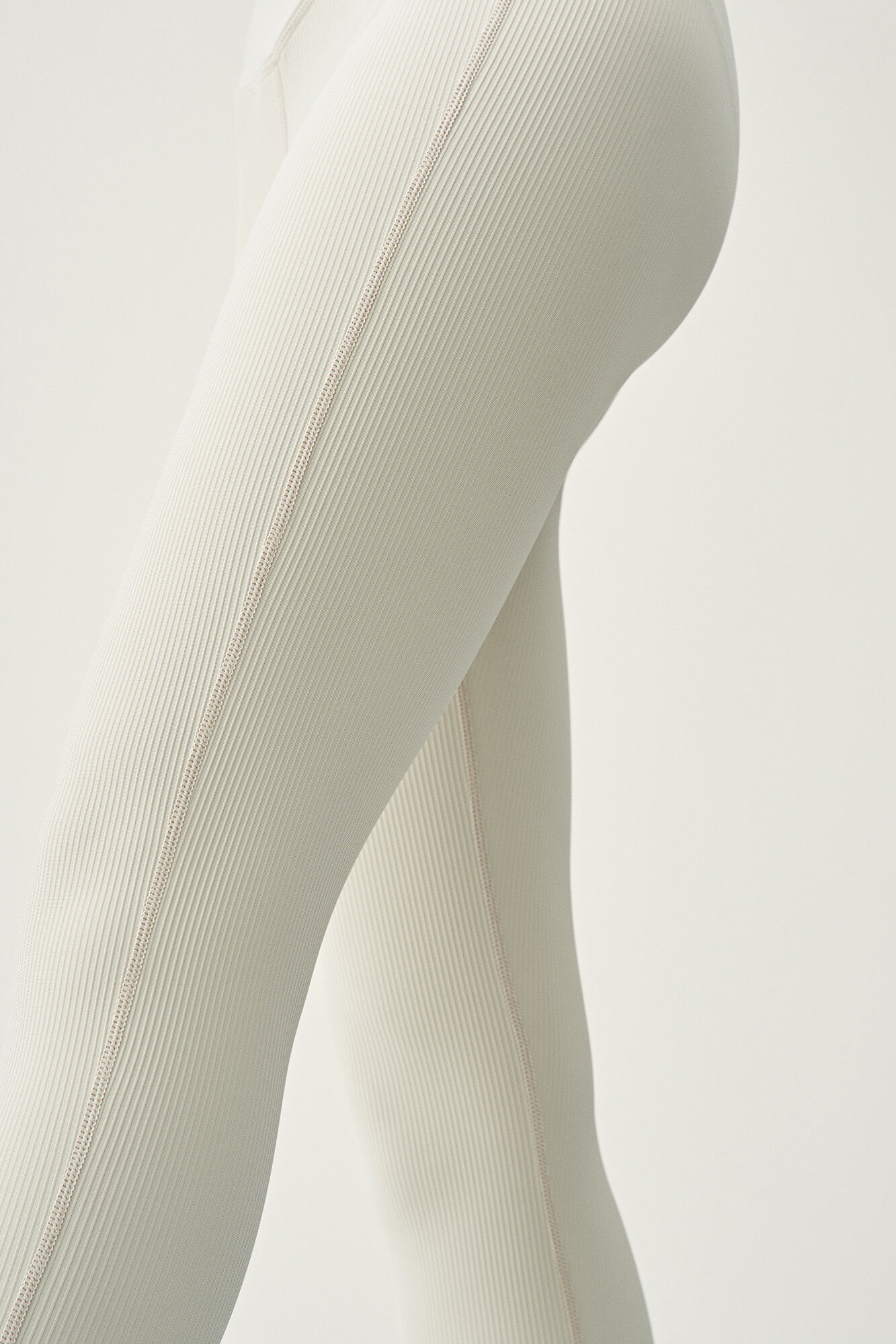 Born Living Yoga Legging Zoe Stone  amarillo