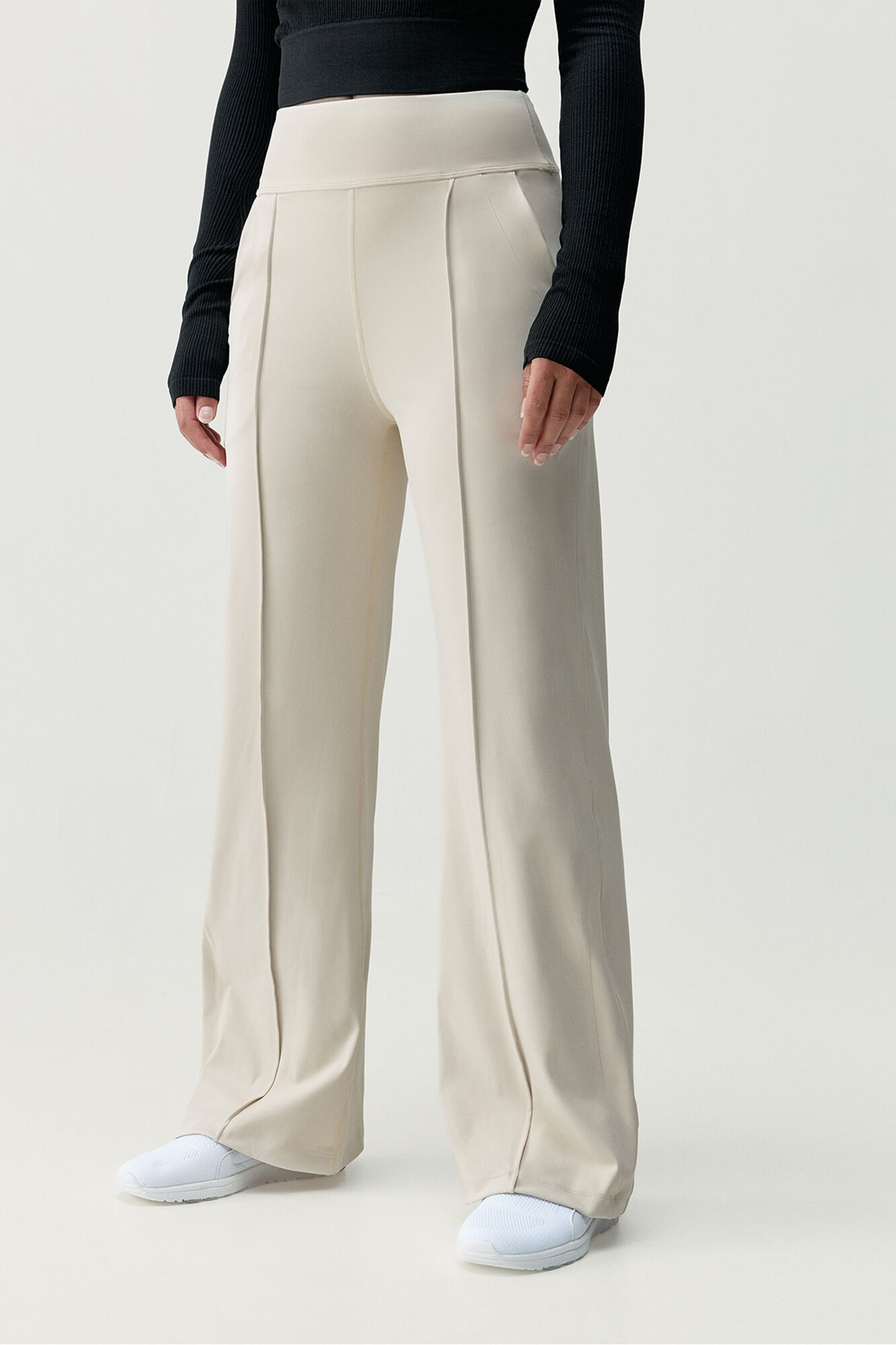 Born Living Yoga Pantal&oacute;n deportivo Lua beige