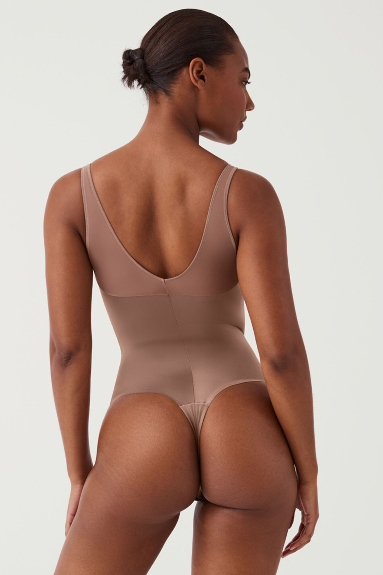 Spanx Body tanga de compresi&oacute;n tul y sat&eacute;n Shaping satin 