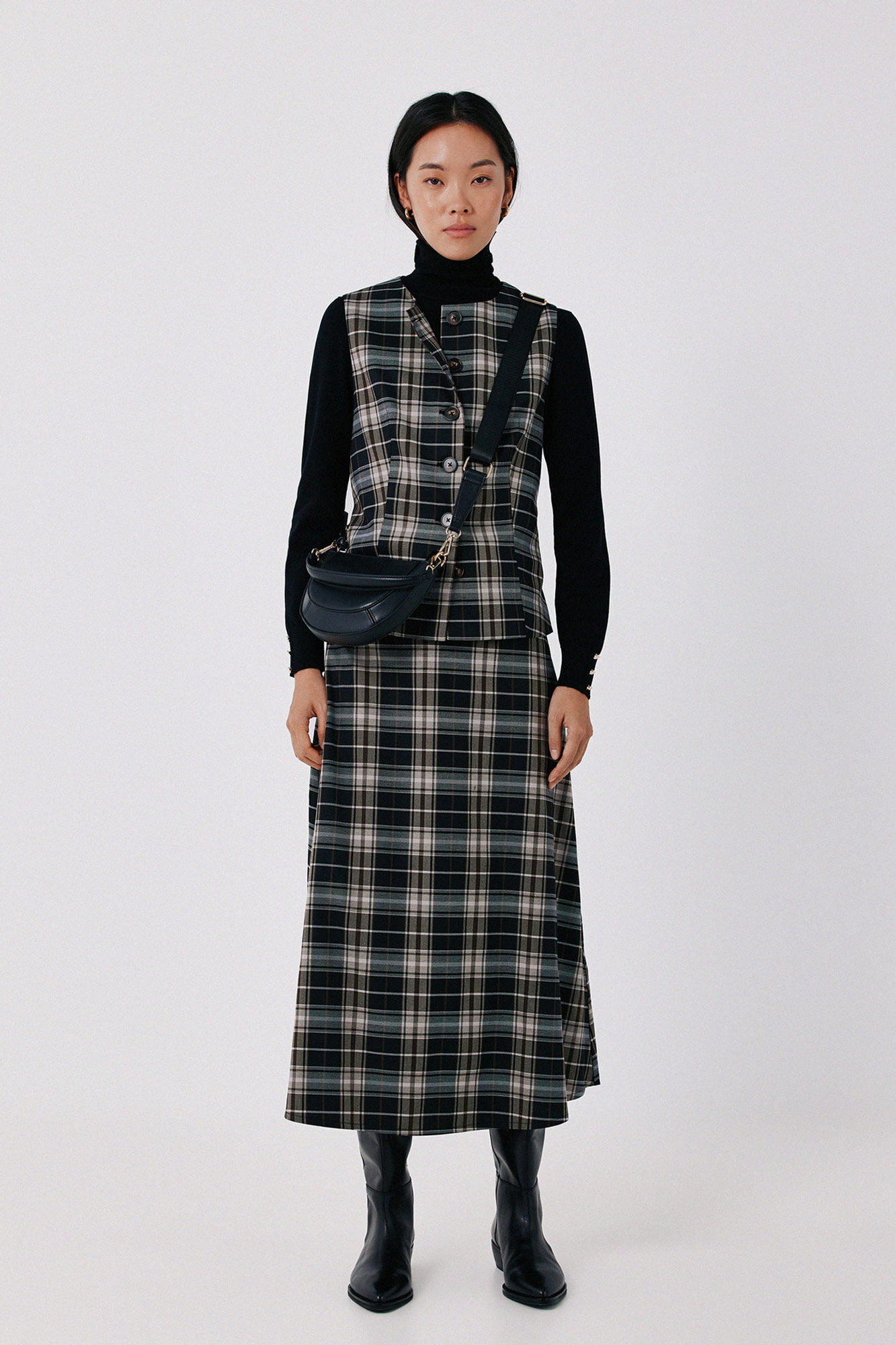 Skirt and gilet set